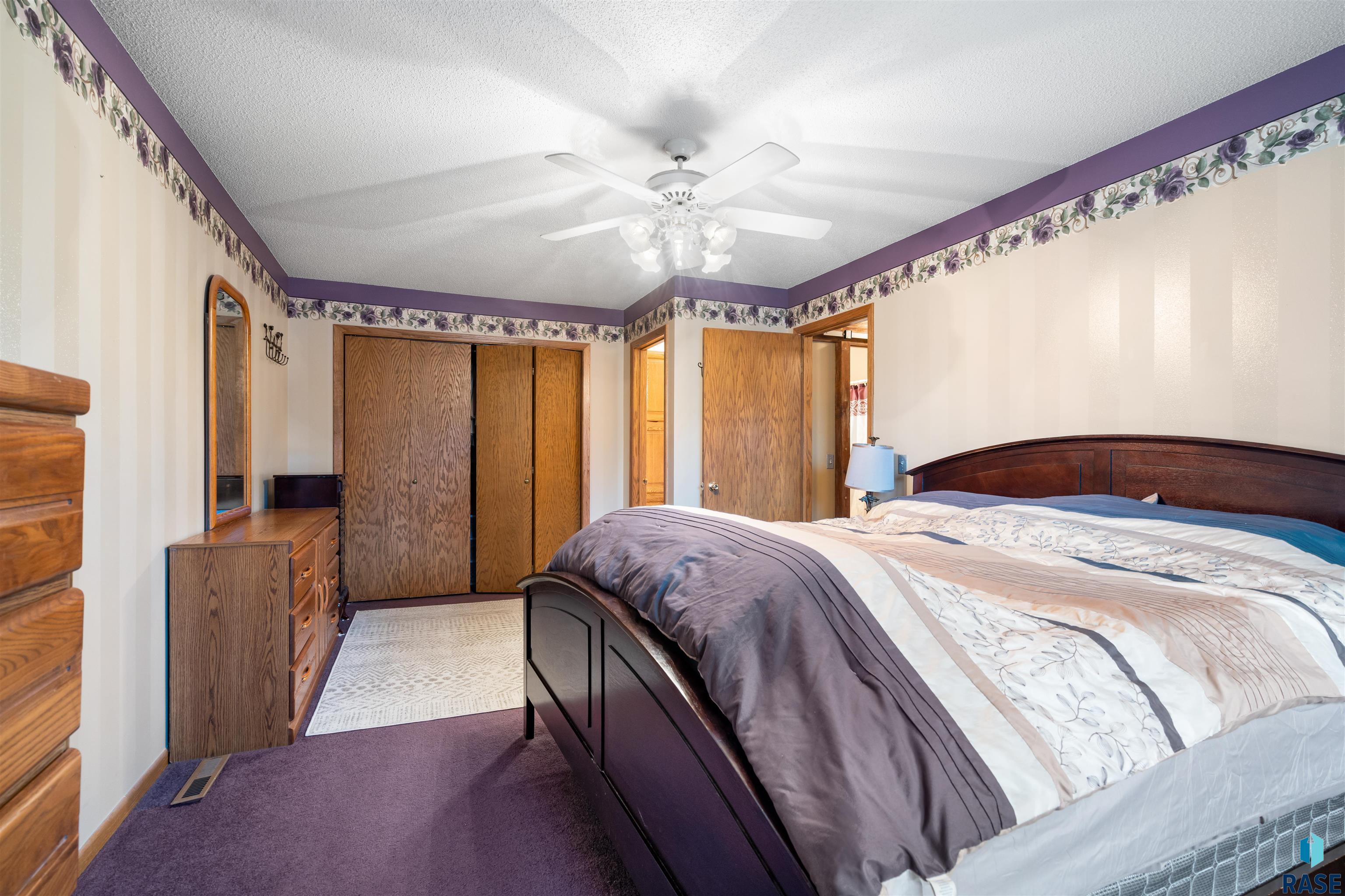 1101 N Connor Trl