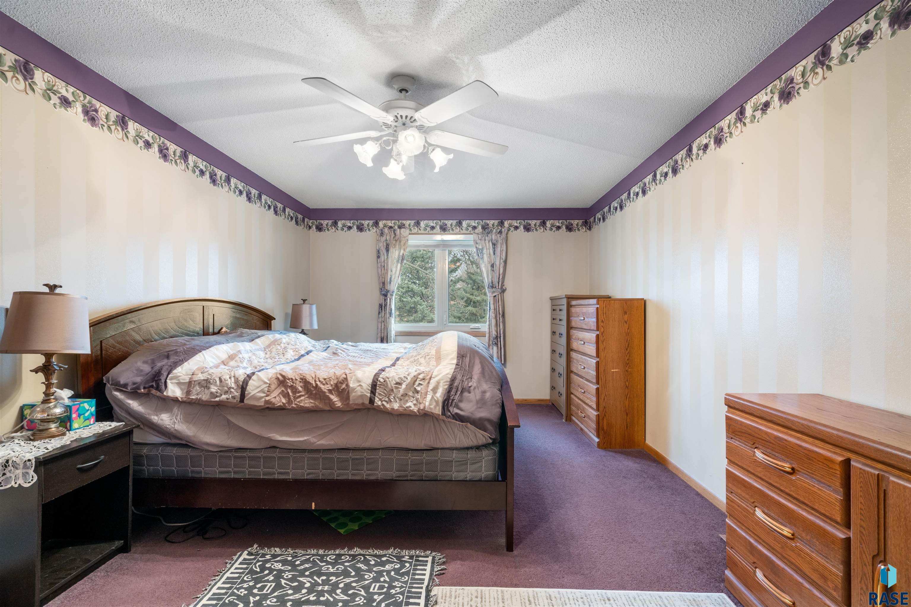 1101 N Connor Trl