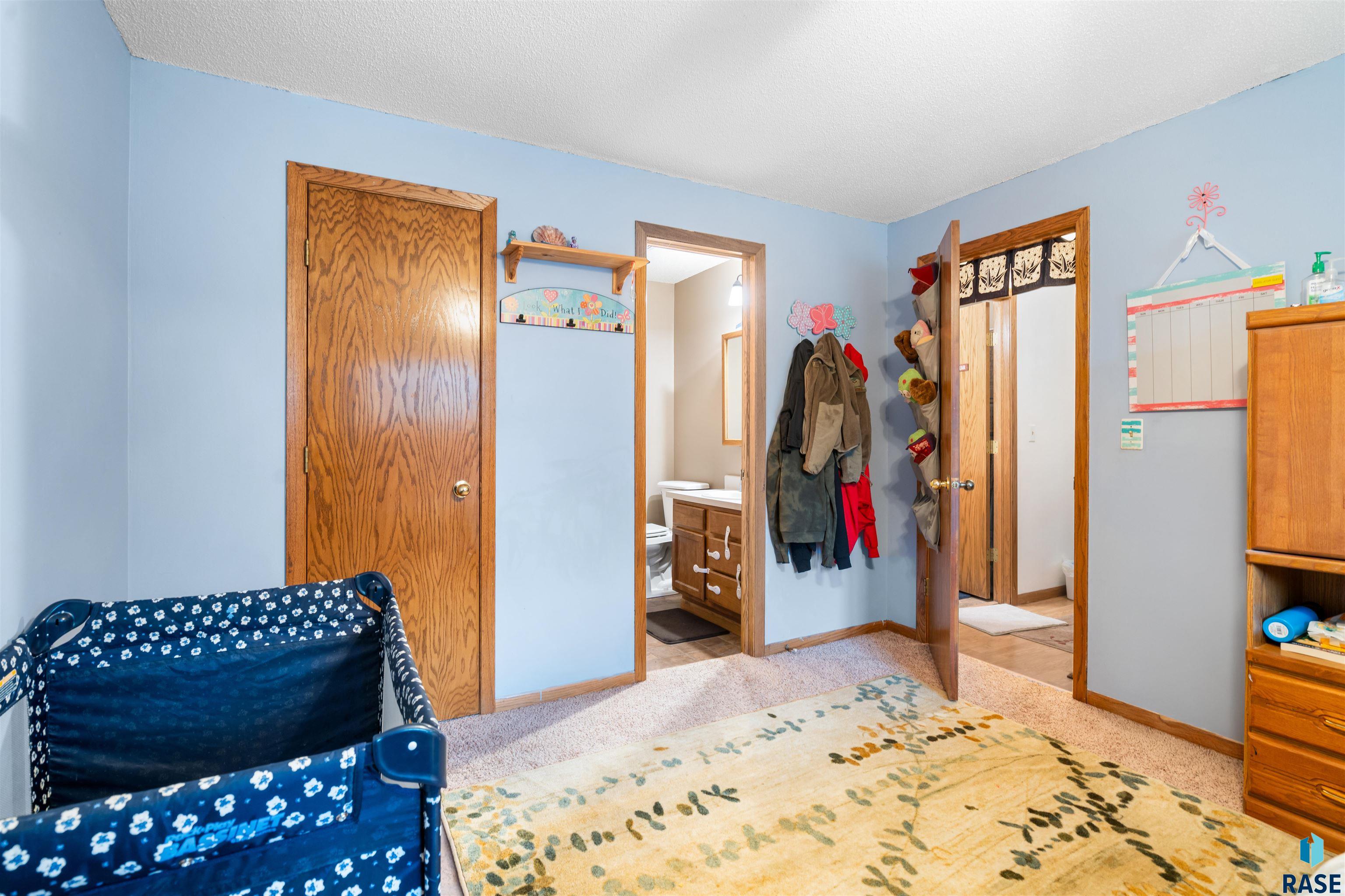 1101 N Connor Trl
