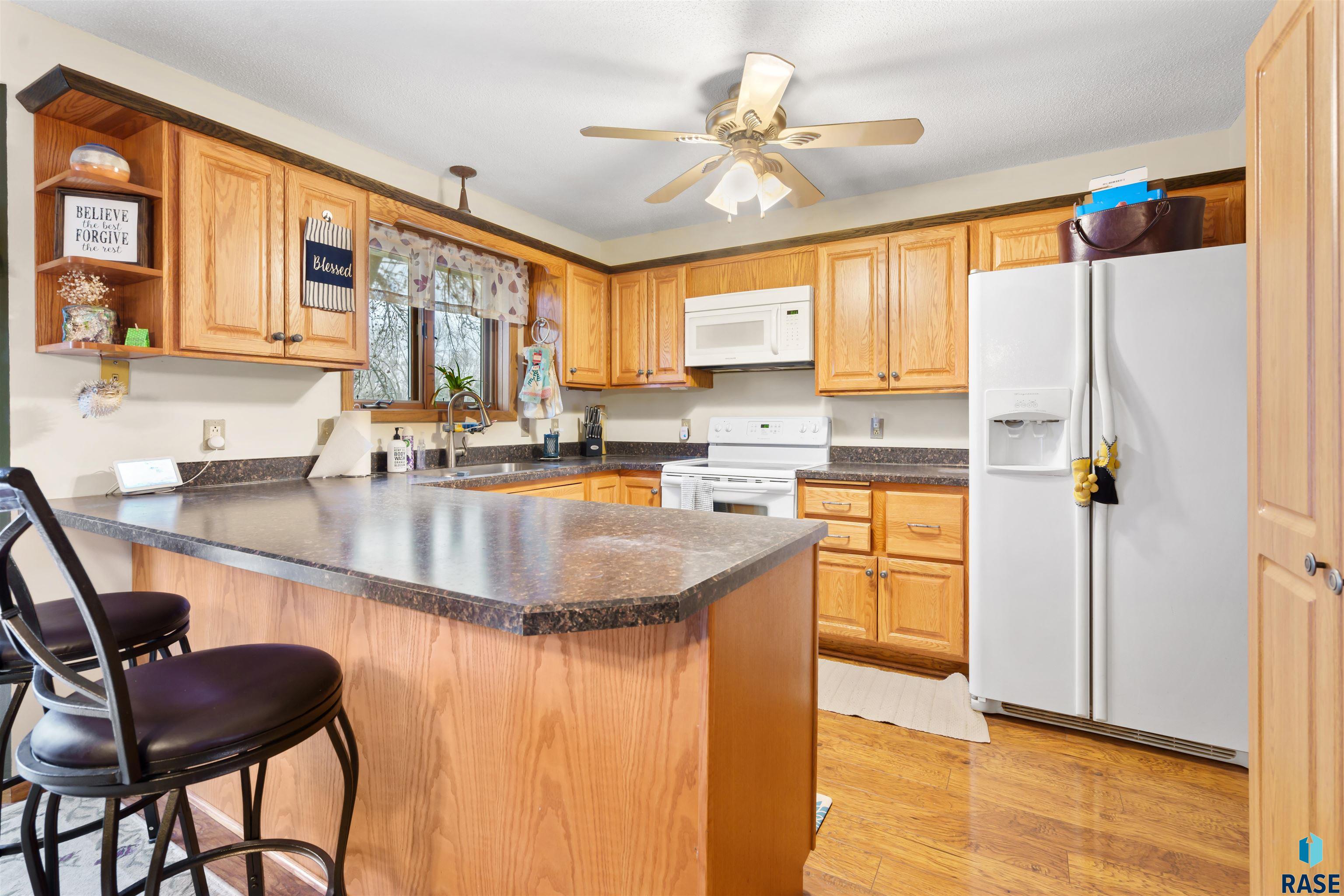 1101 N Connor Trl
