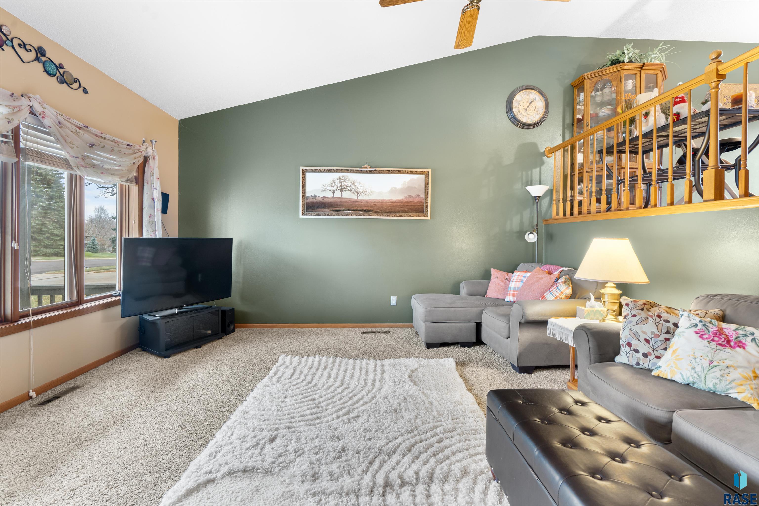 1101 N Connor Trl