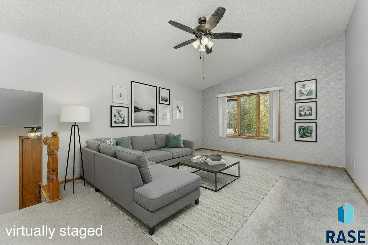 1105 N Connor Trl