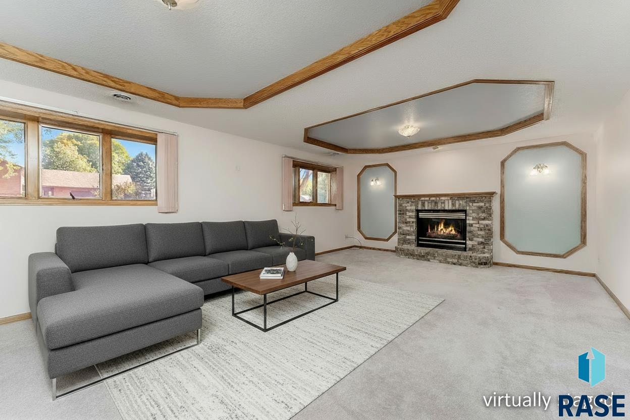 1105 N Connor Trl