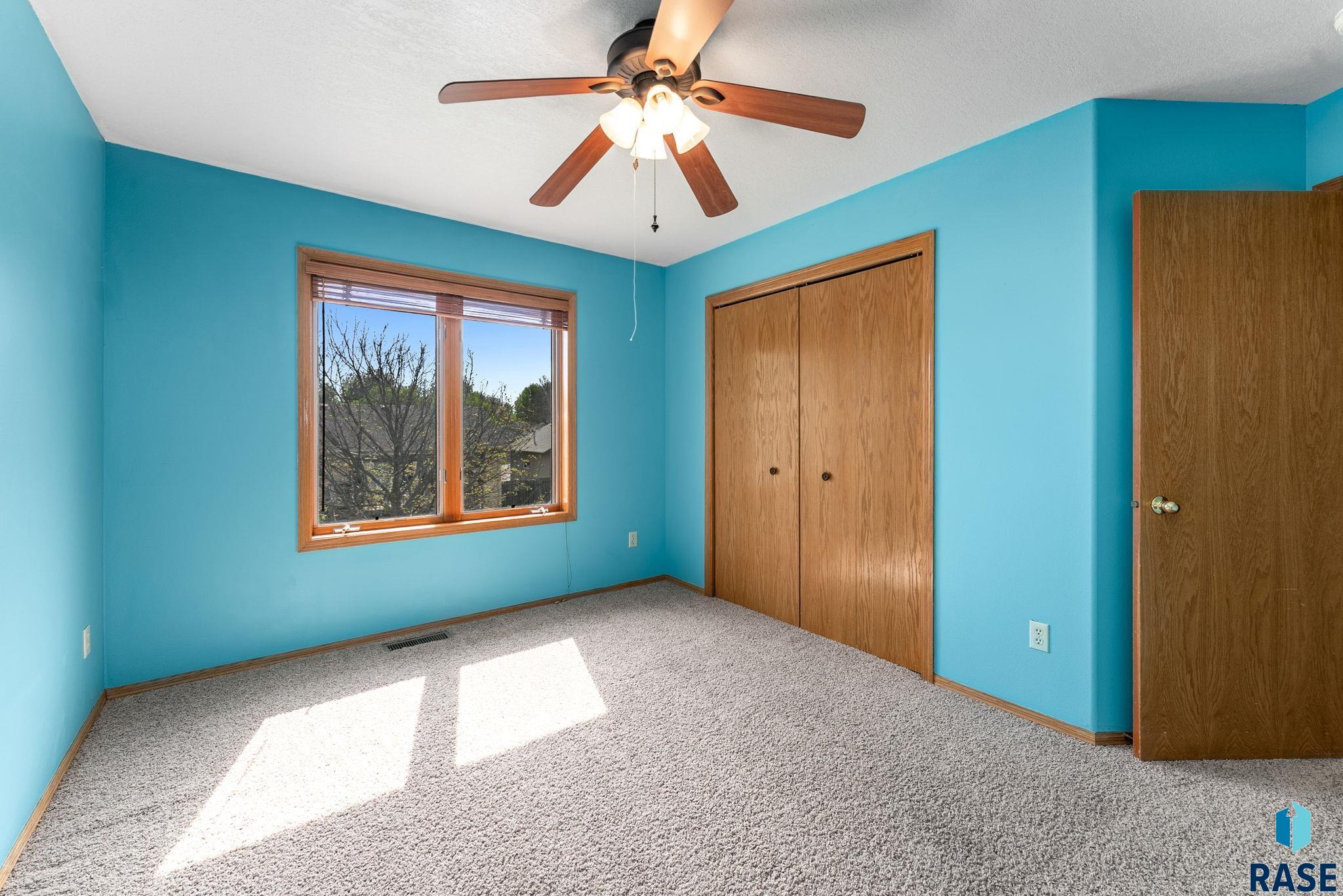 2006 Gordon Dr