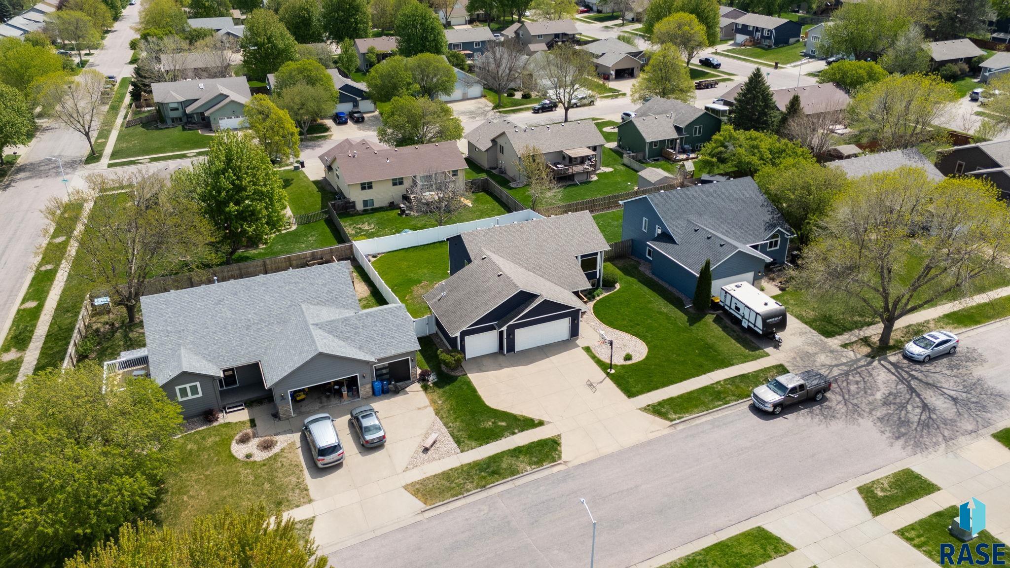 2006 Gordon Dr
