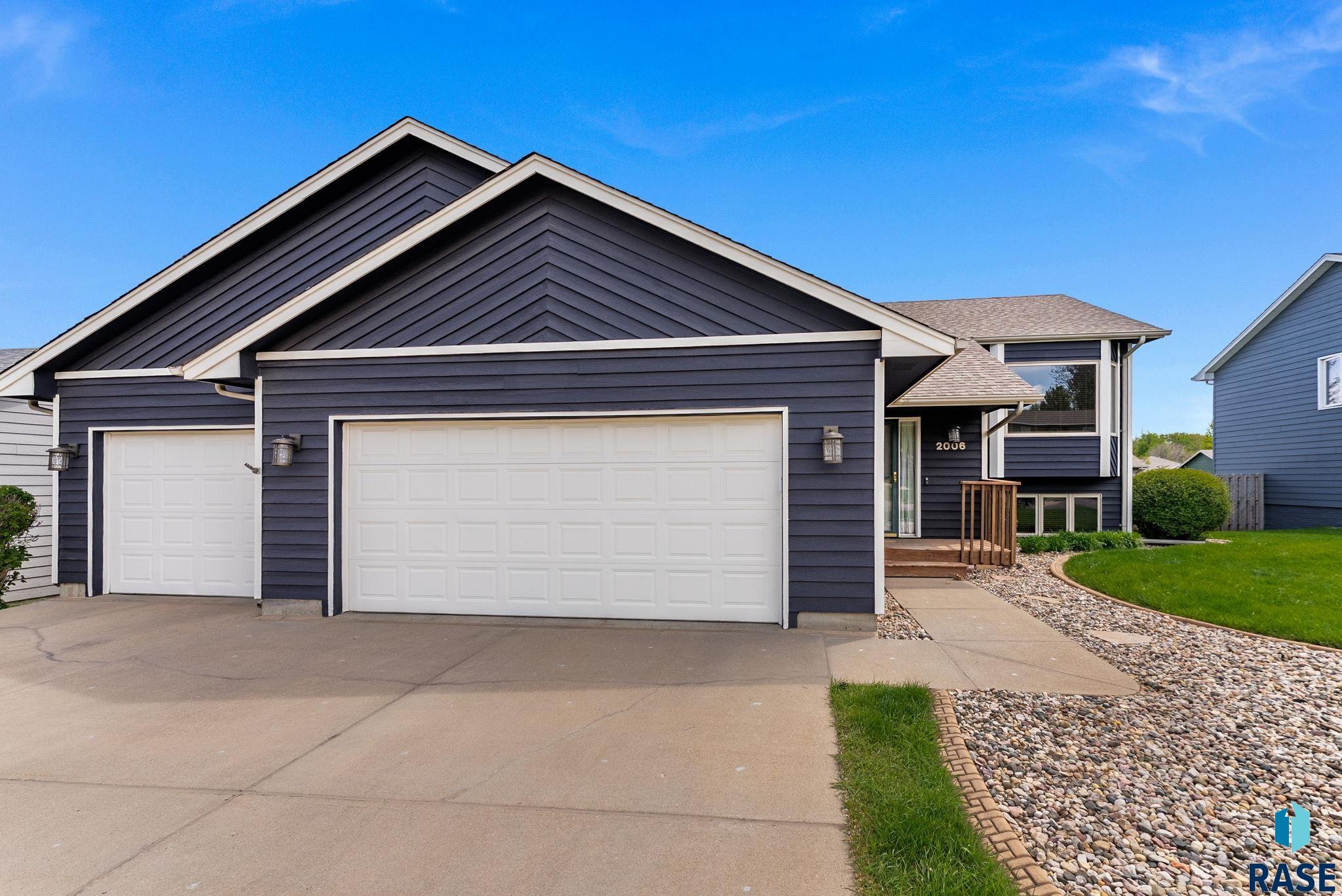 2006 Gordon Dr
