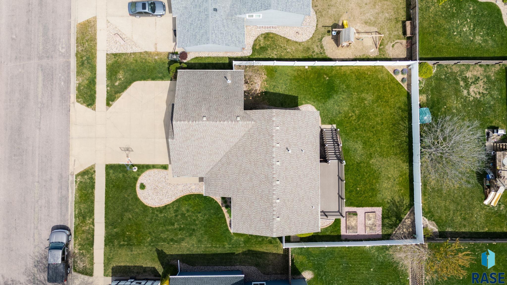 2006 Gordon Dr