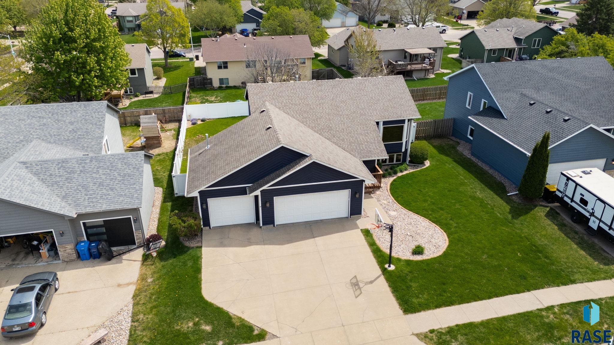 2006 Gordon Dr
