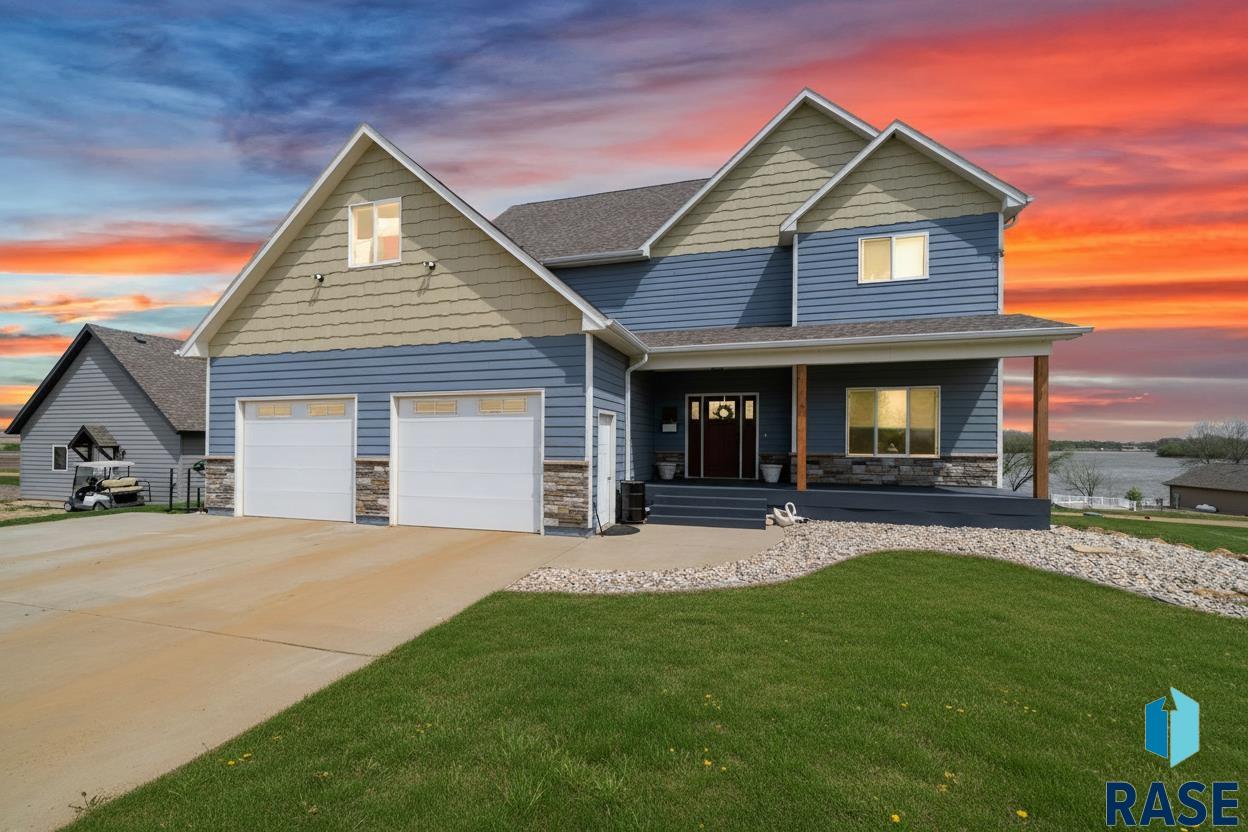 101 Lakeview Dr