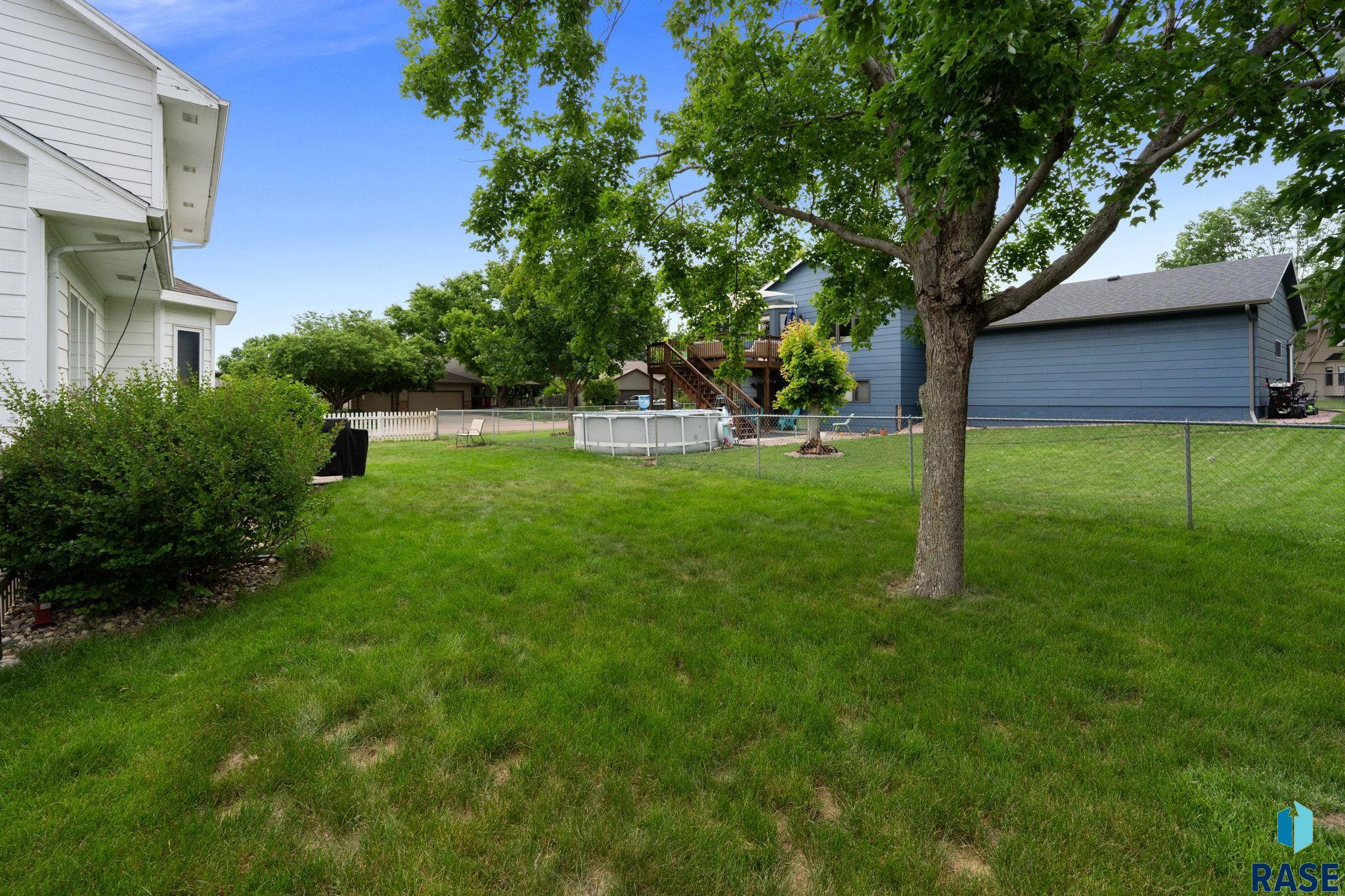 2200 S Crown Hill Dr