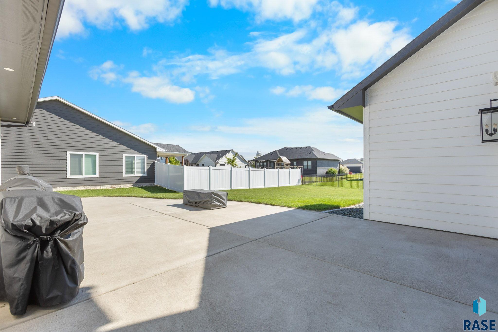 202 Central Cir