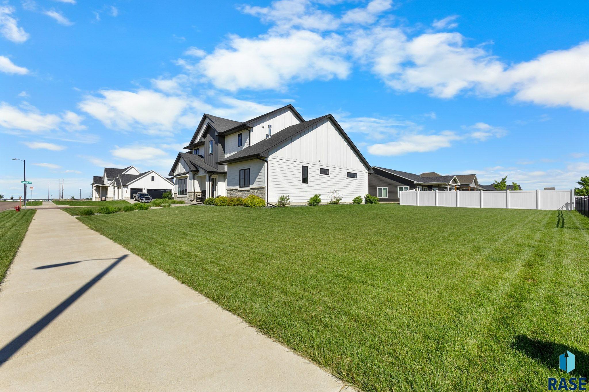 202 Central Cir