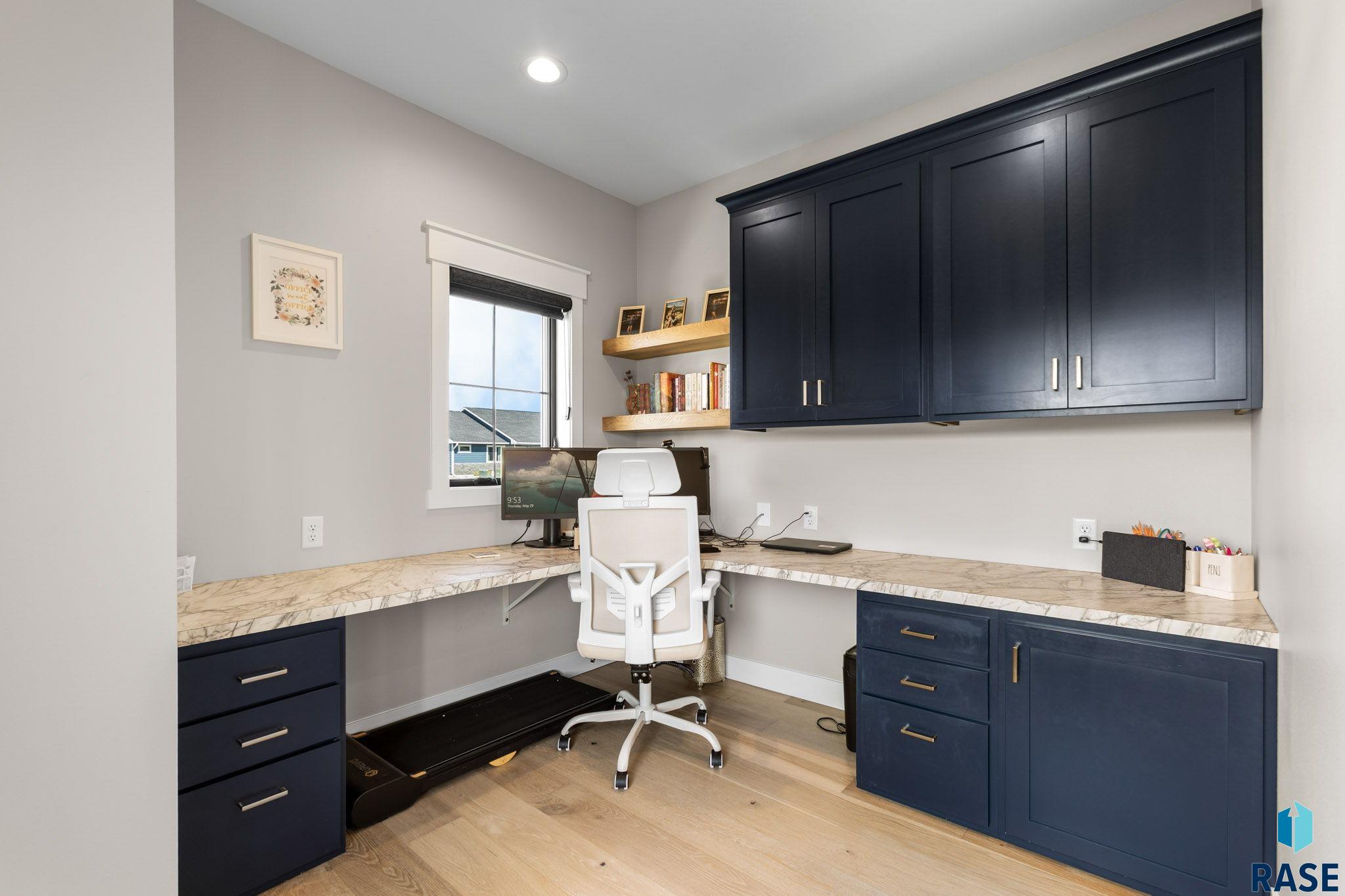 202 Central Cir