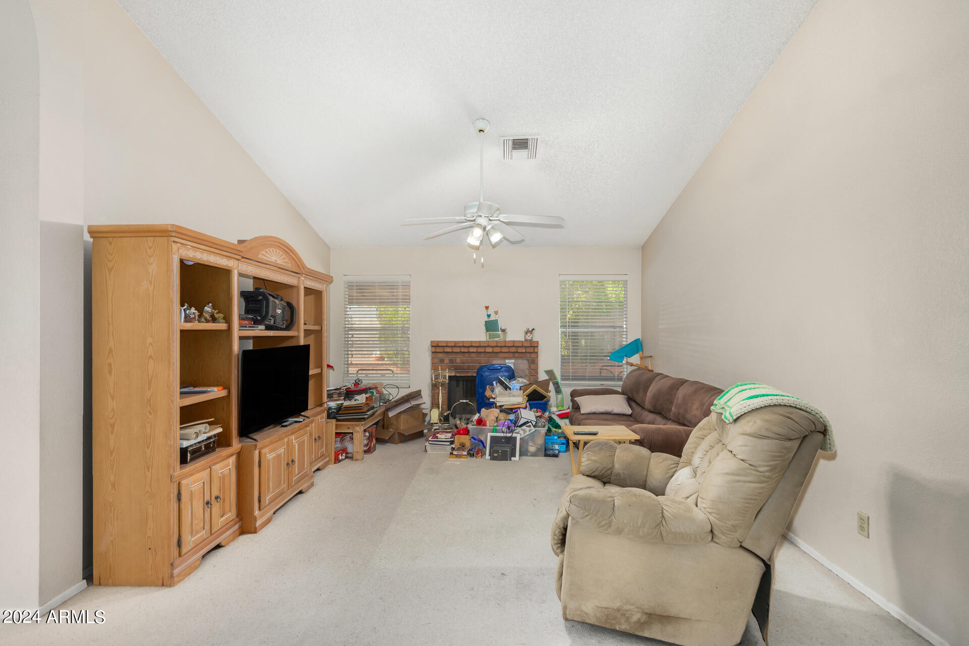 1202 W SEQUOIA Drive