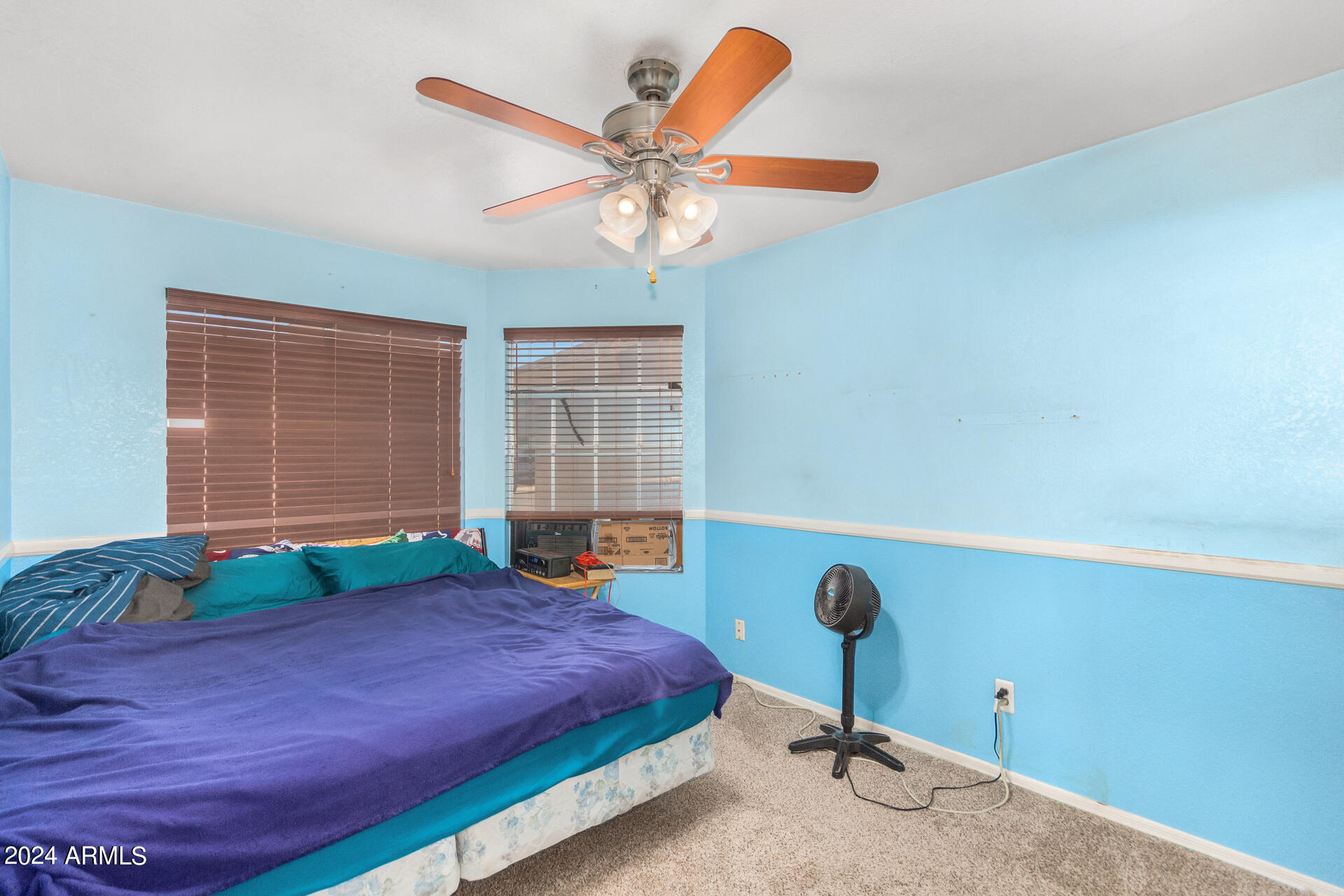 1202 W SEQUOIA Drive