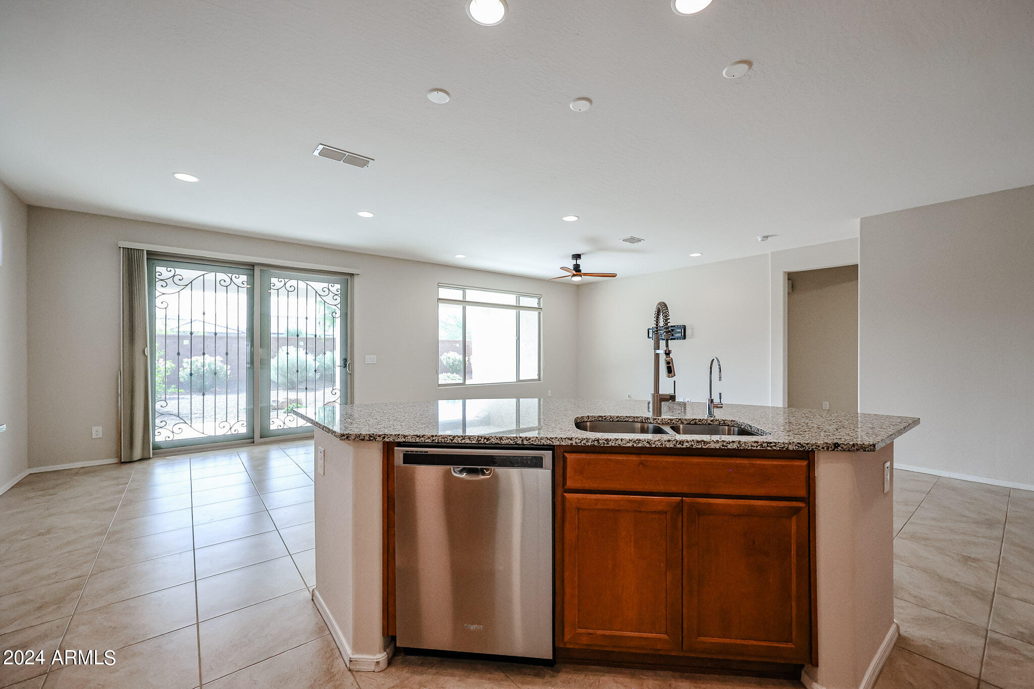 26109 W KRISTAL Way