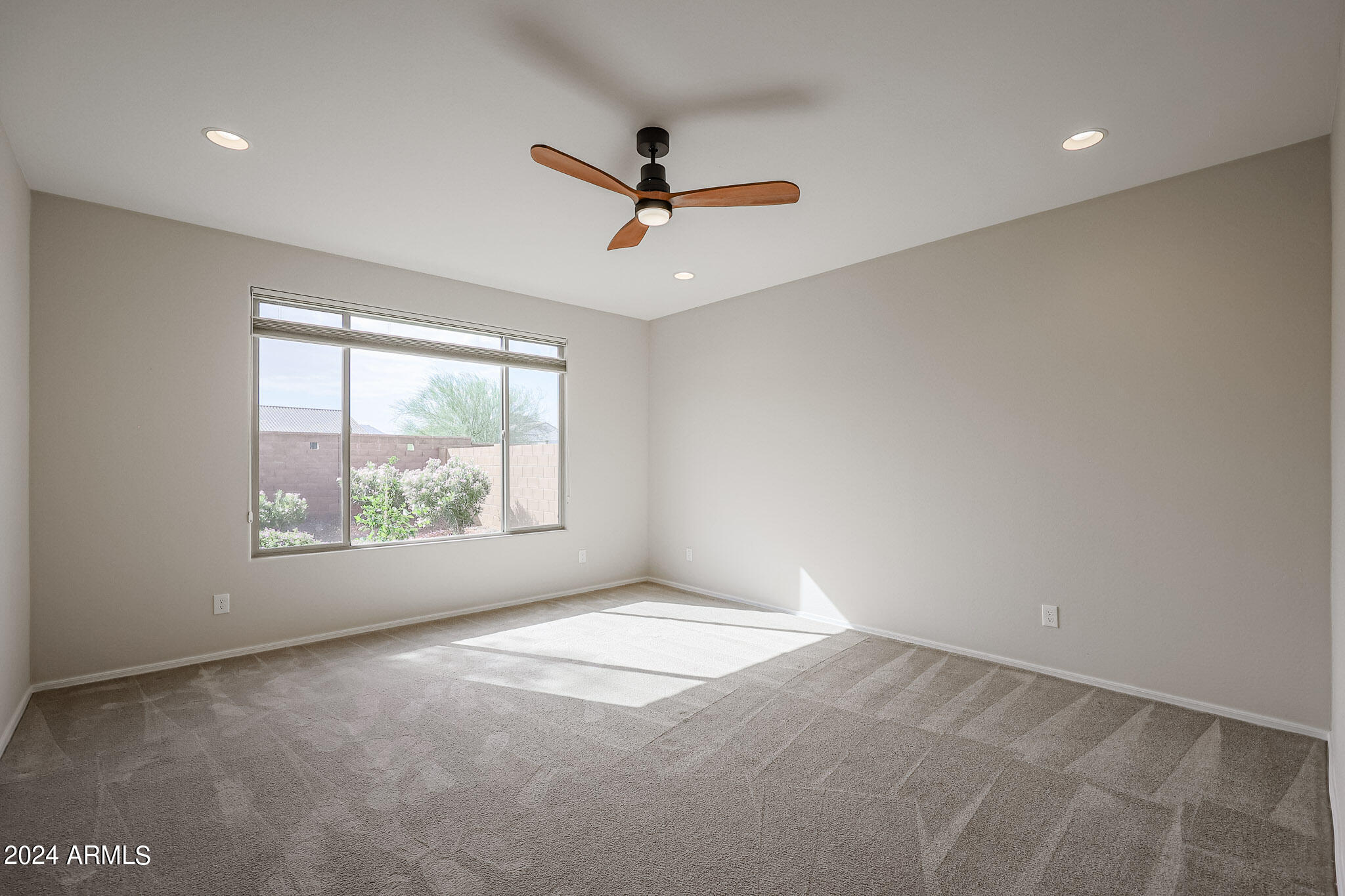26109 W KRISTAL Way