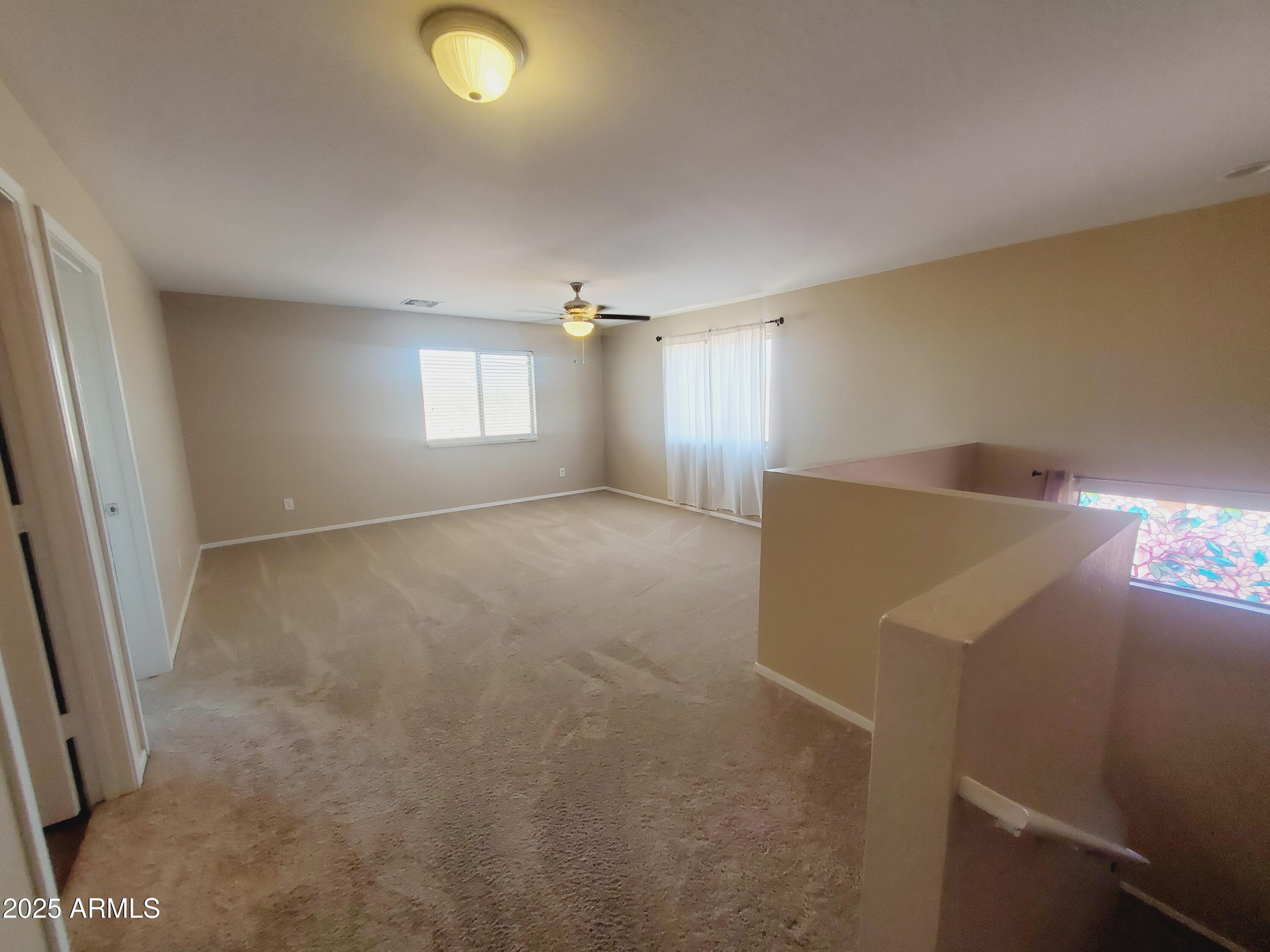 284 W SETTLERS Trail