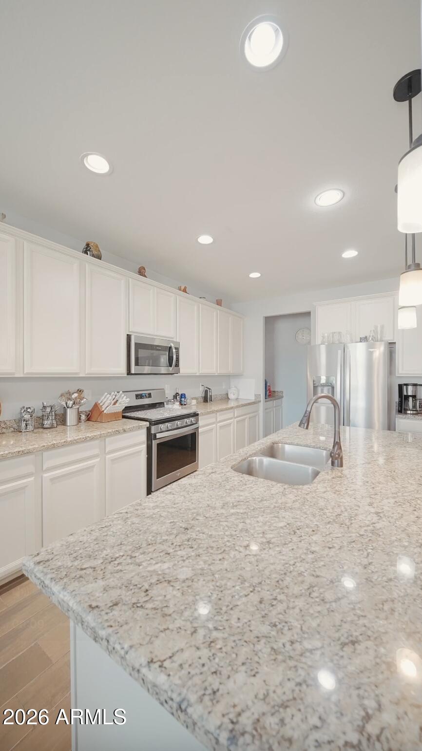 5218 W LYDIA Lane