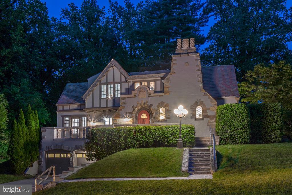 302 ELLSWORTH DRIVE