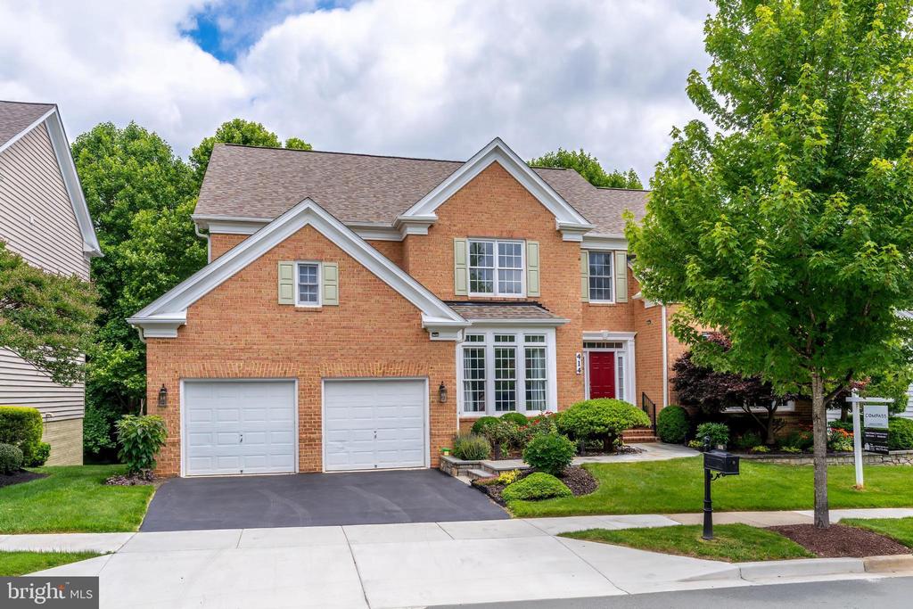 414 LONG TRAIL TERRACE