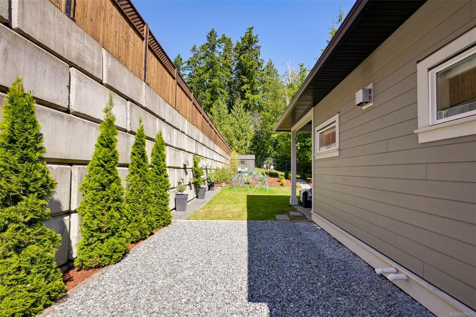 856 Hayden Pl