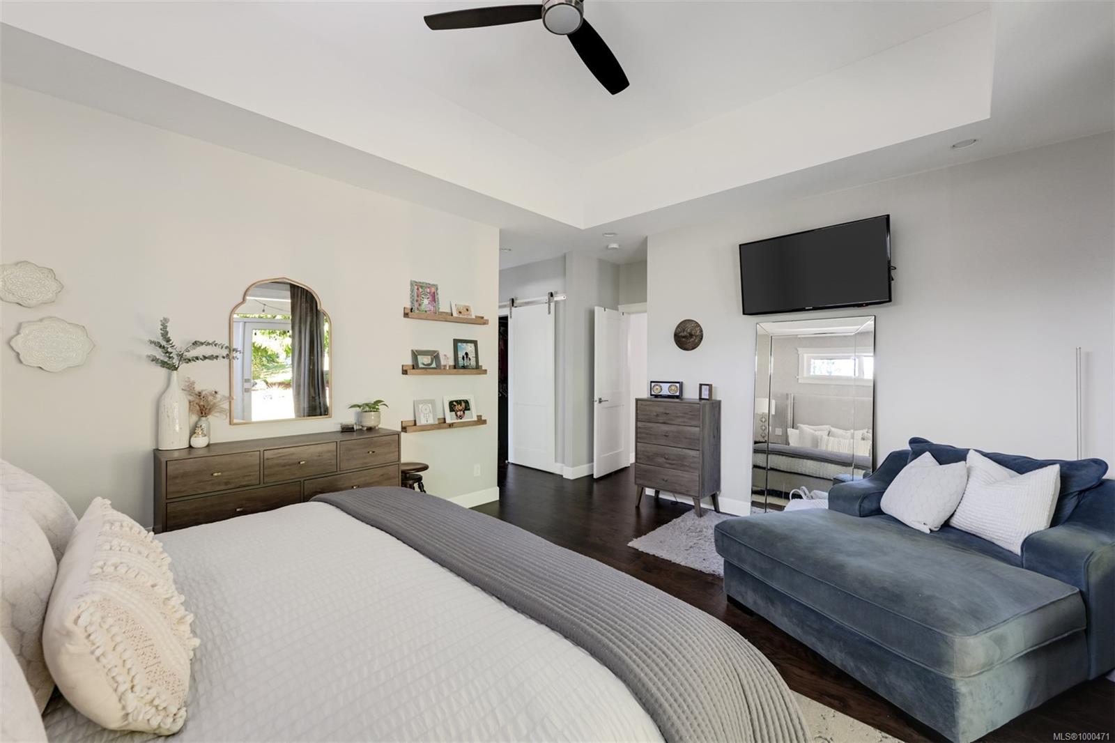 856 Hayden Pl