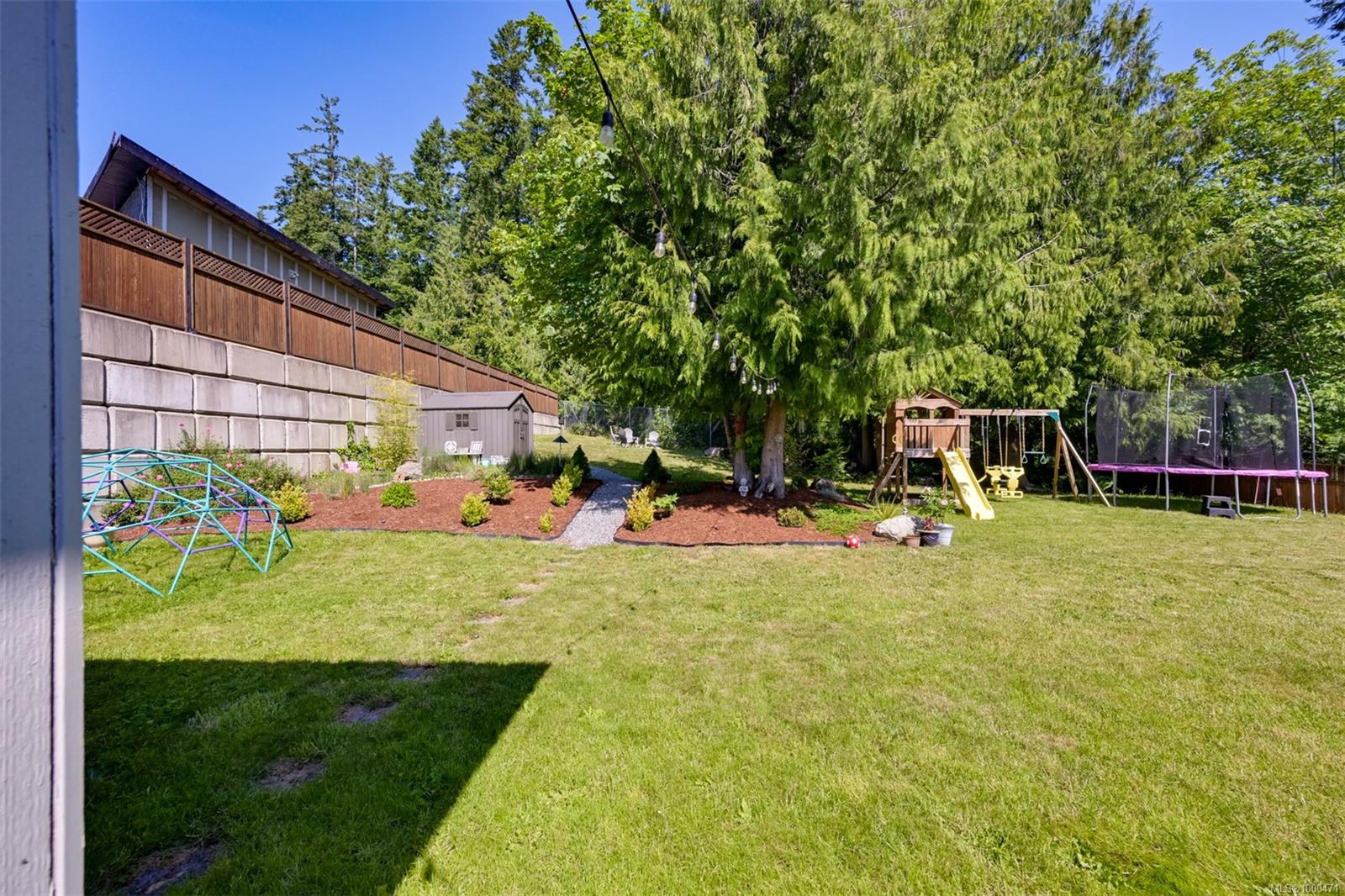 856 Hayden Pl