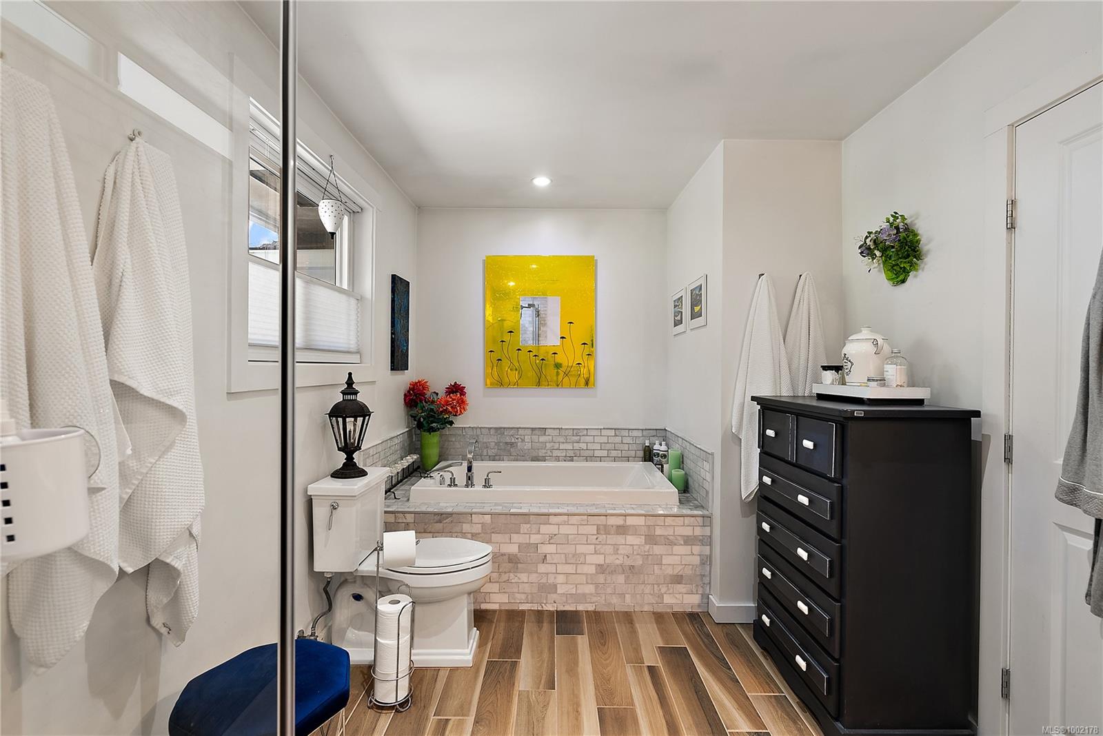 630 Senanus Dr
