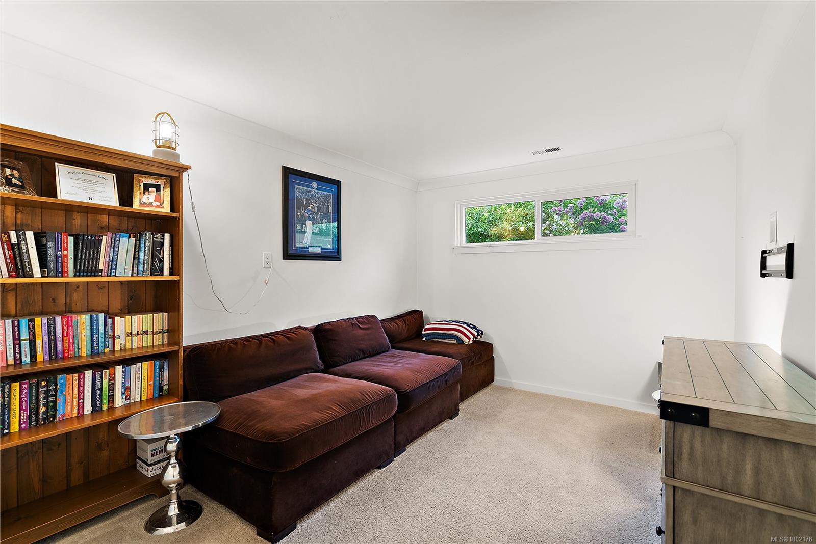 630 Senanus Dr