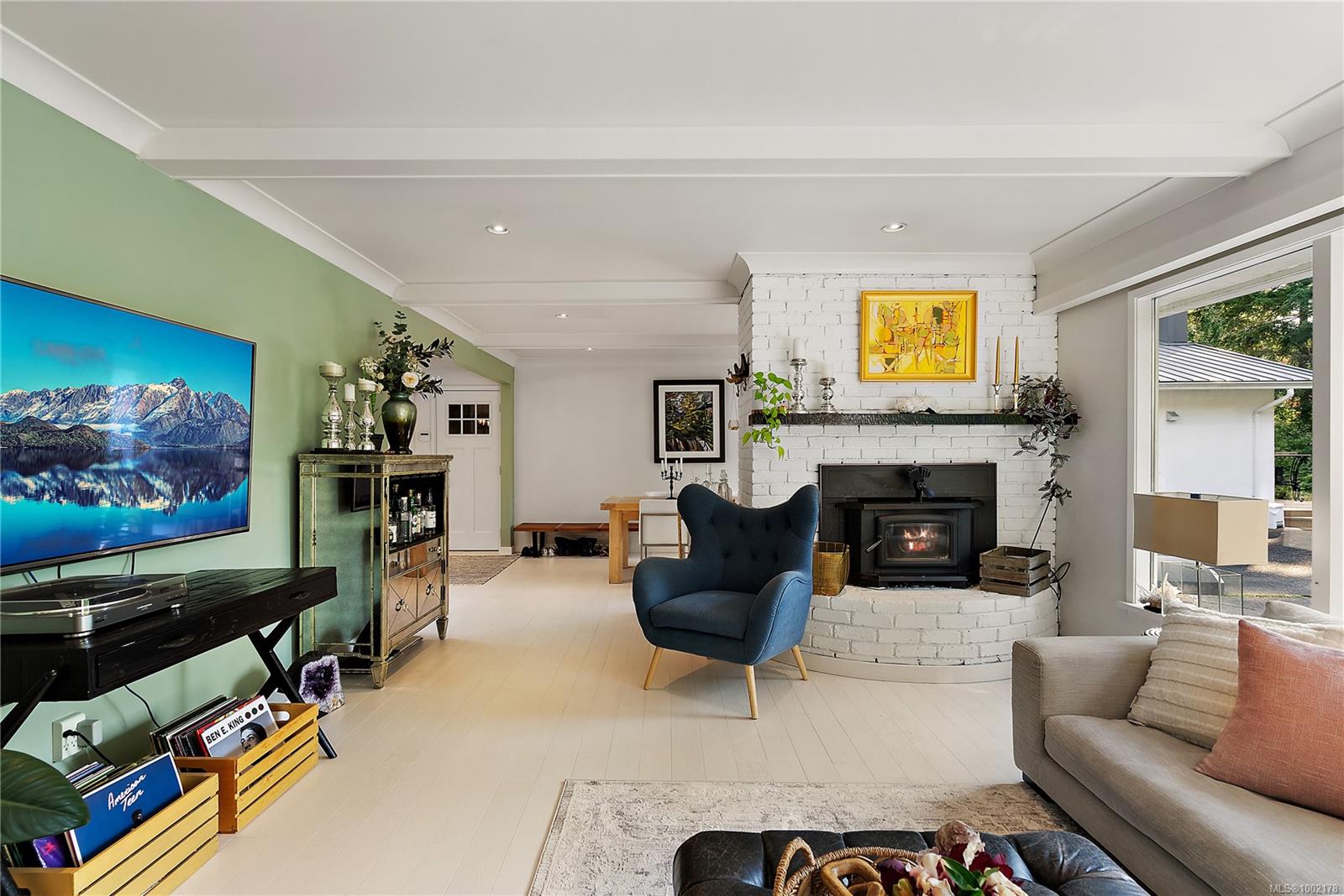 630 Senanus Dr