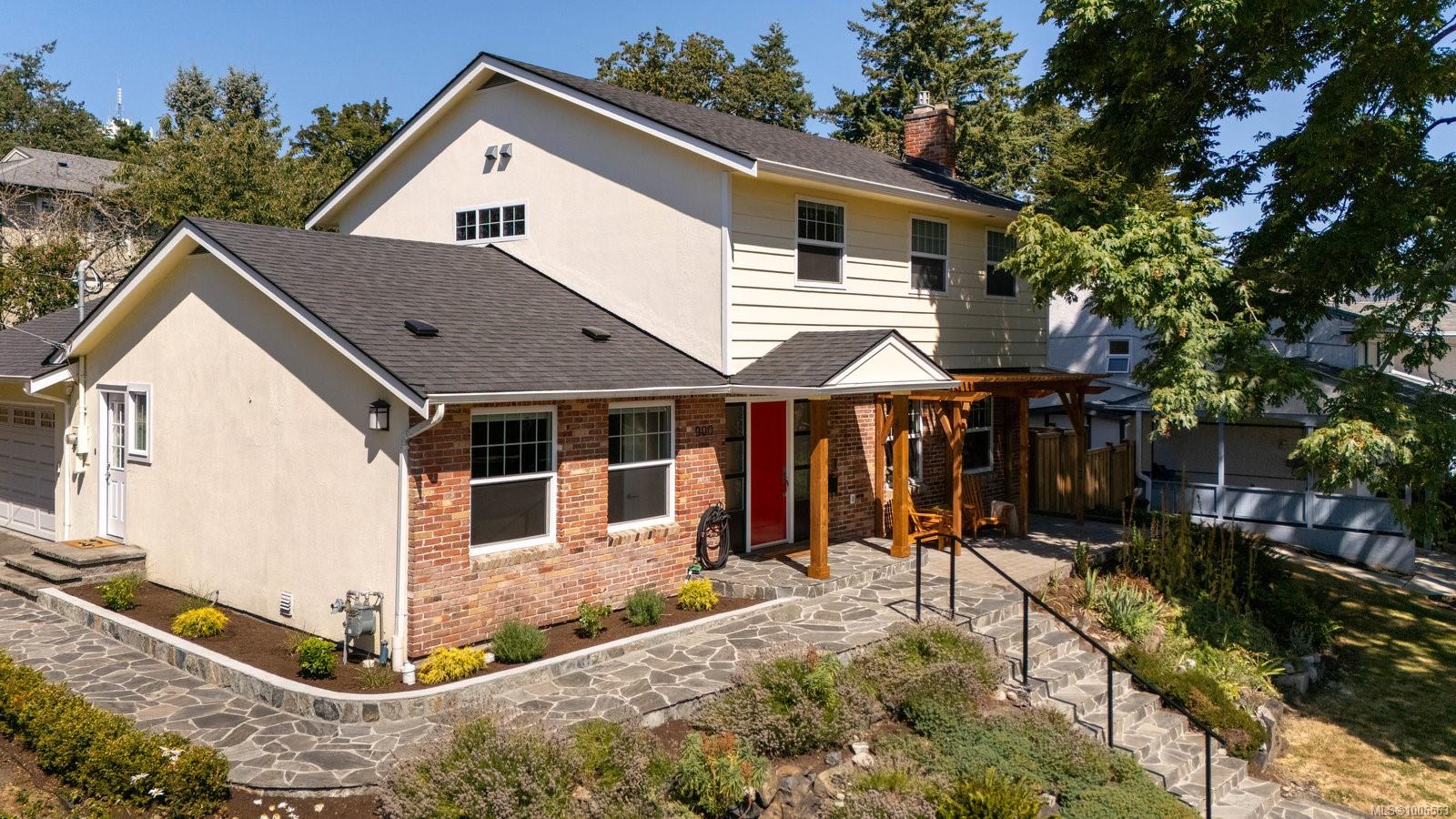 900 Richmond Ave