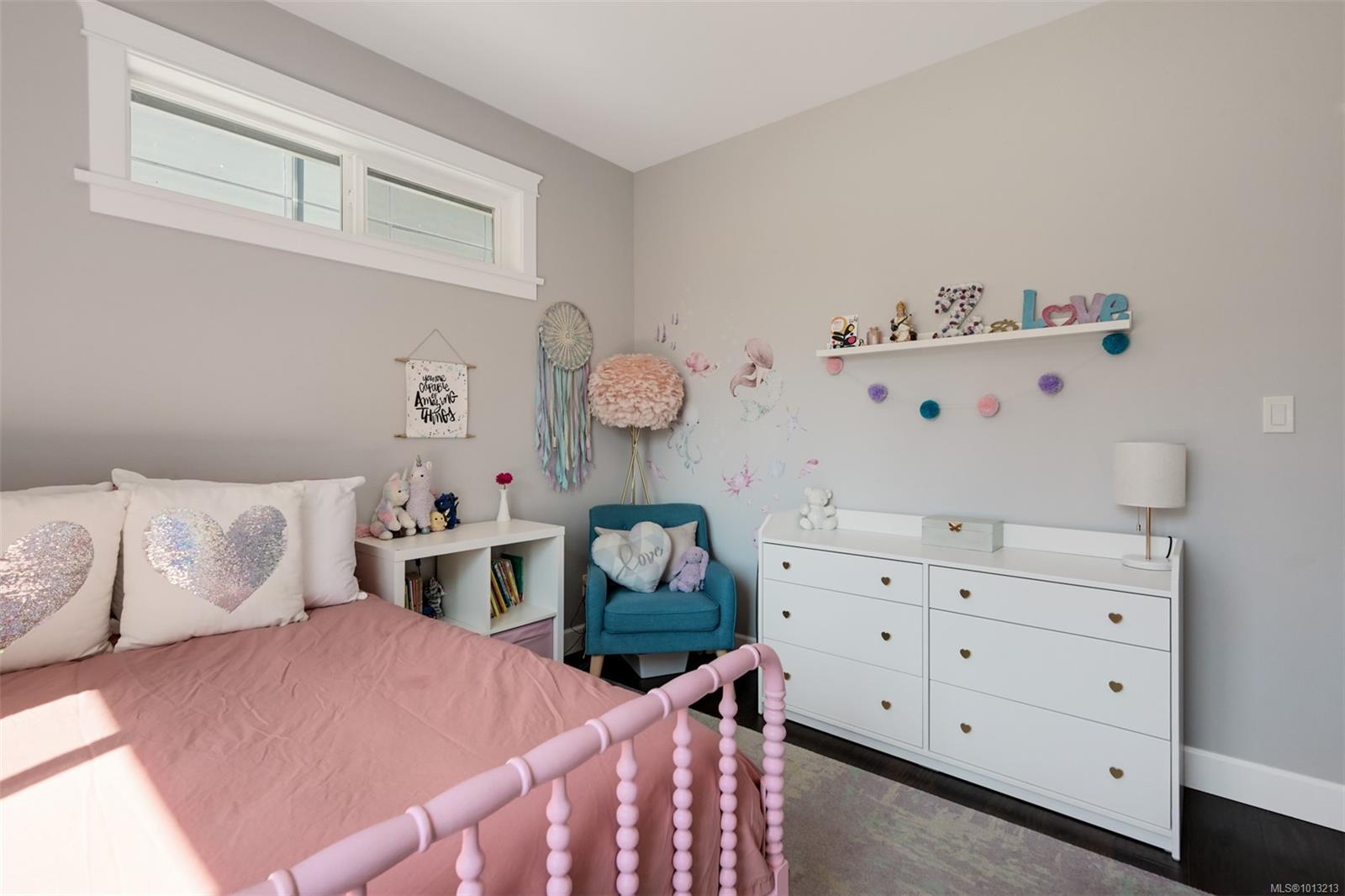 856 Hayden Pl