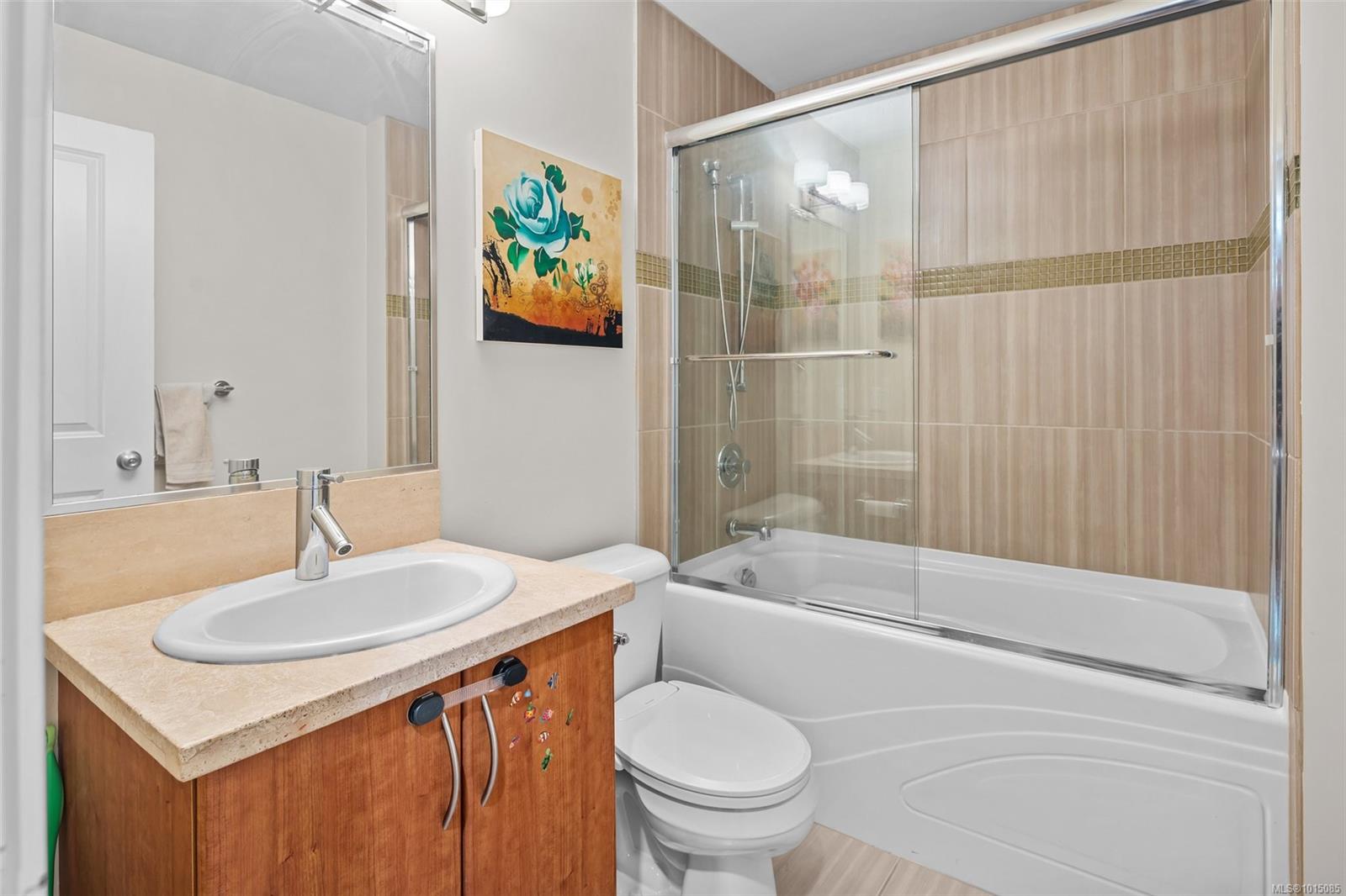 608 Fairway Ave # 108