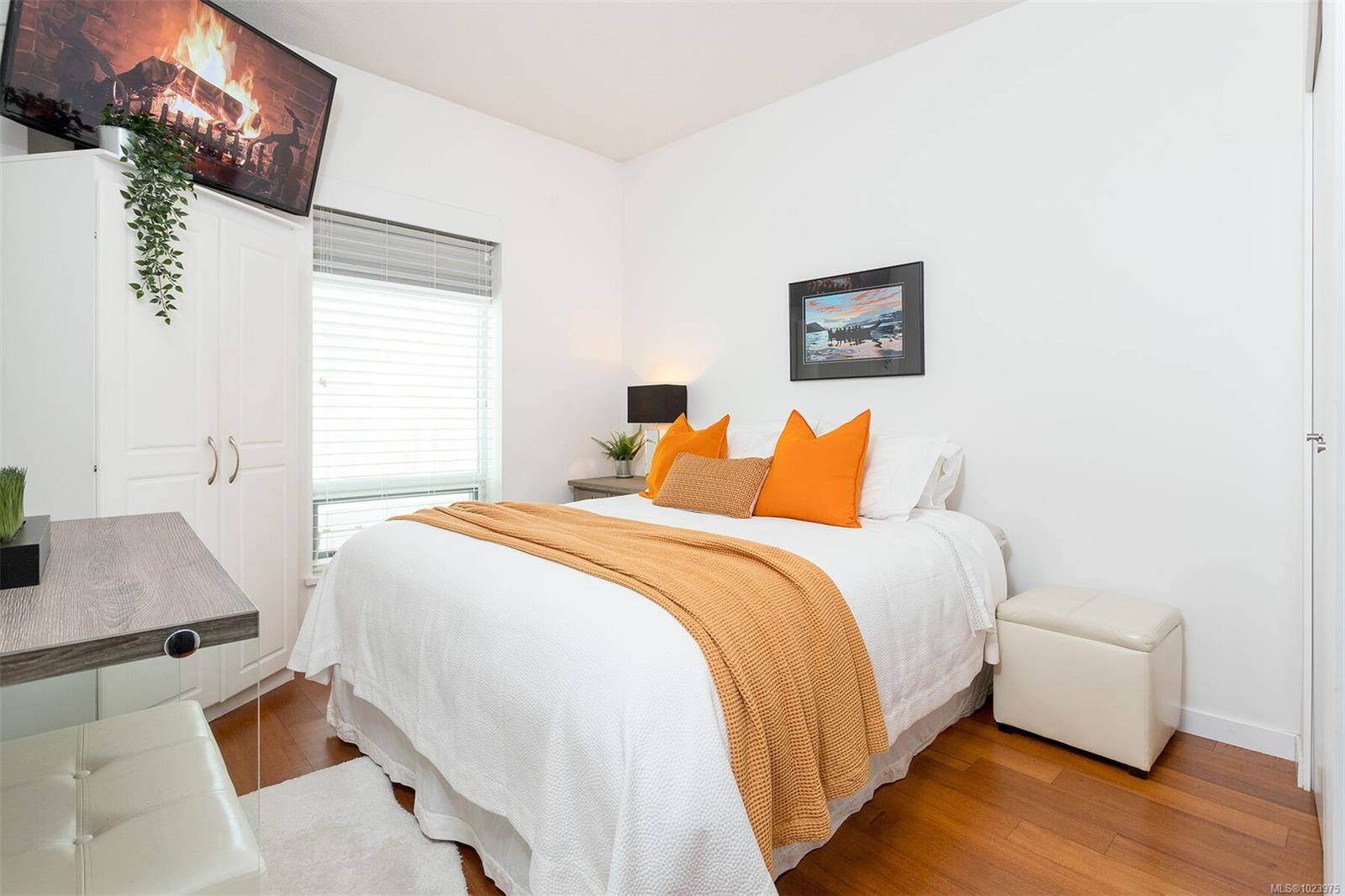 68 SONGHEES Rd #216