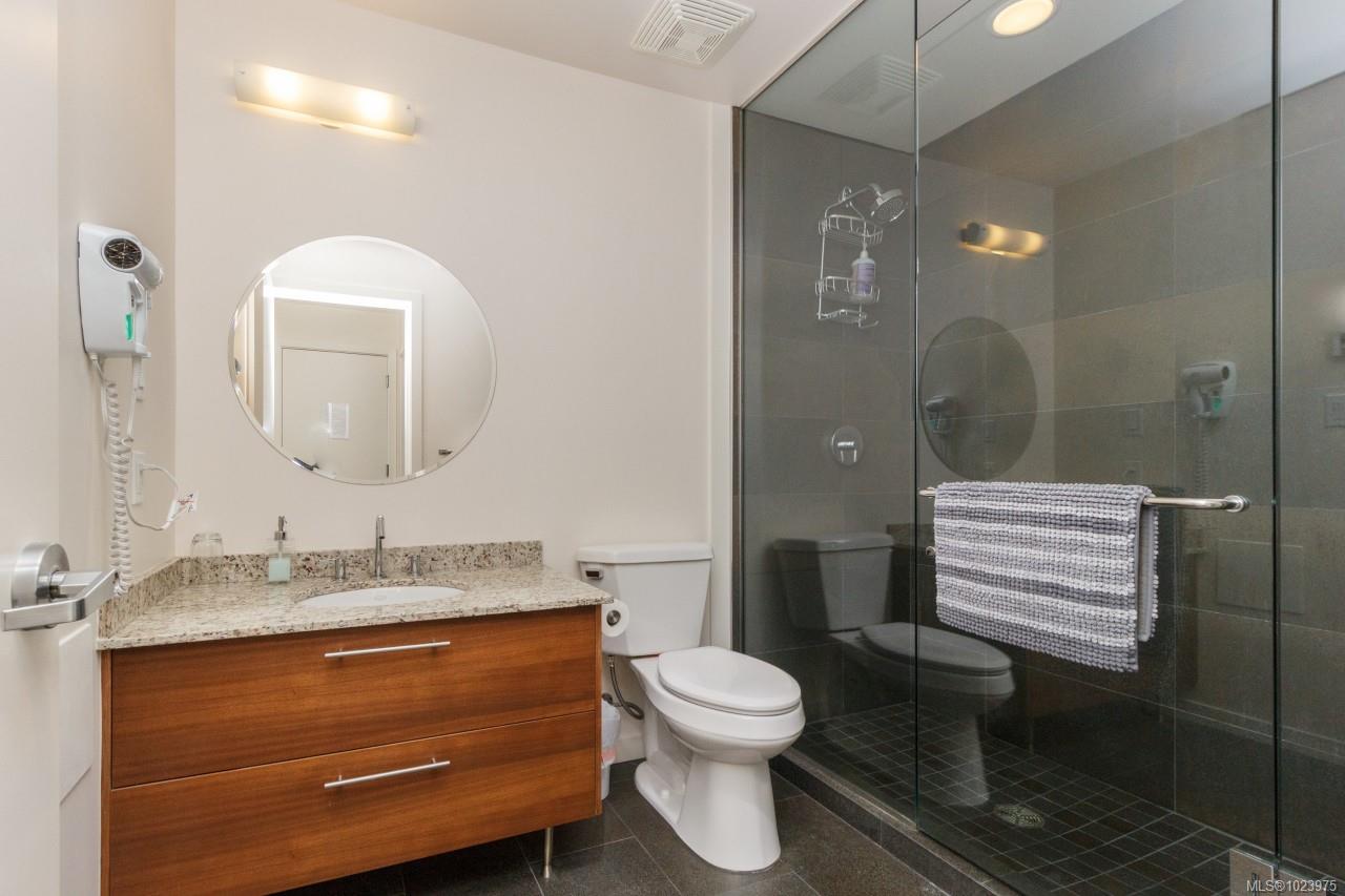 68 SONGHEES Rd #216