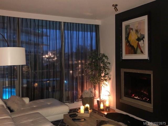 68 SONGHEES Rd #216