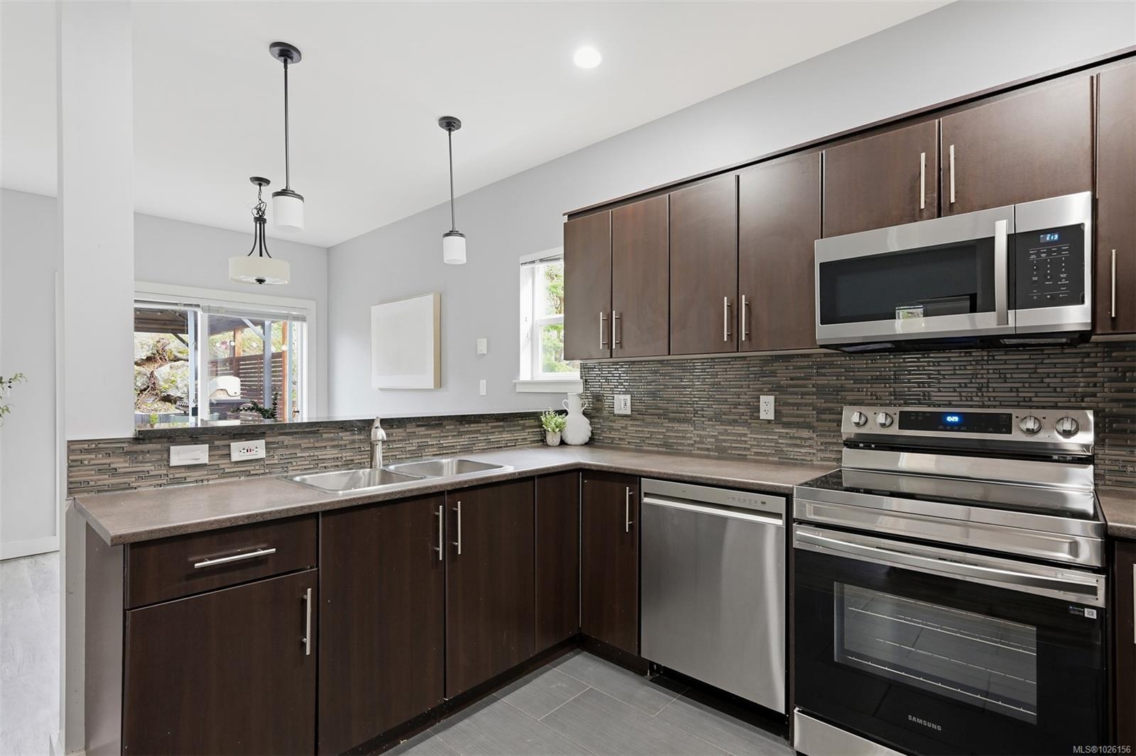 1184 Parkdale Creek Gdns