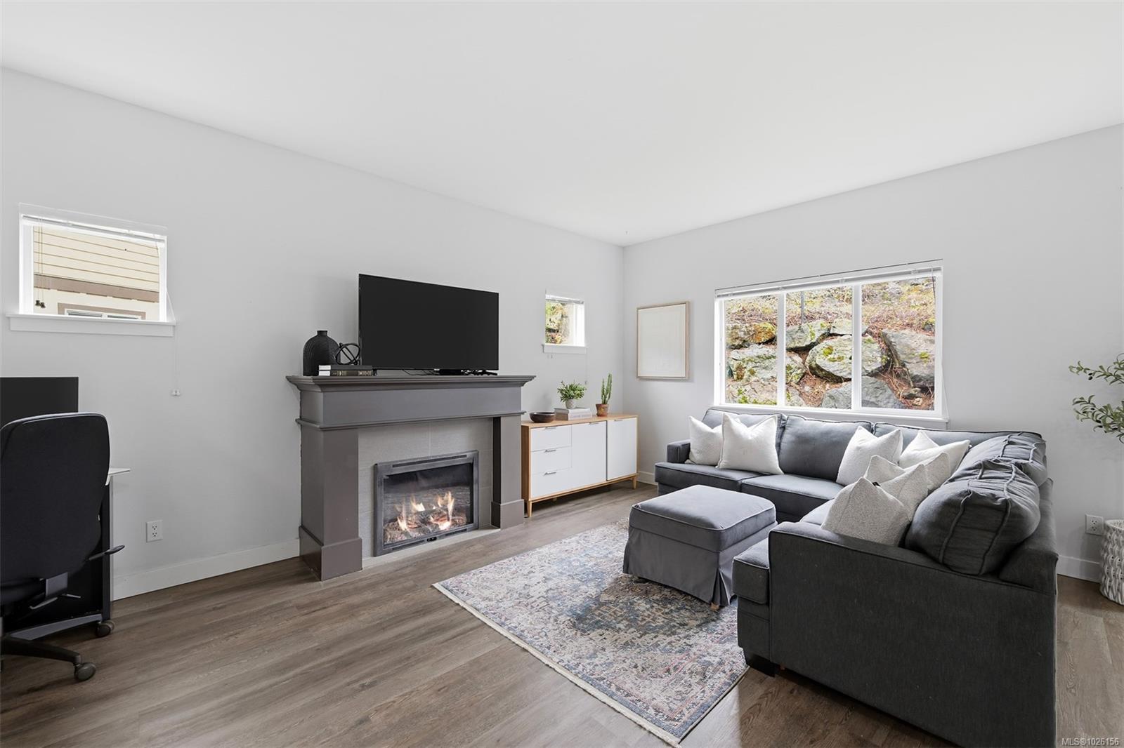 1184 Parkdale Creek Gdns