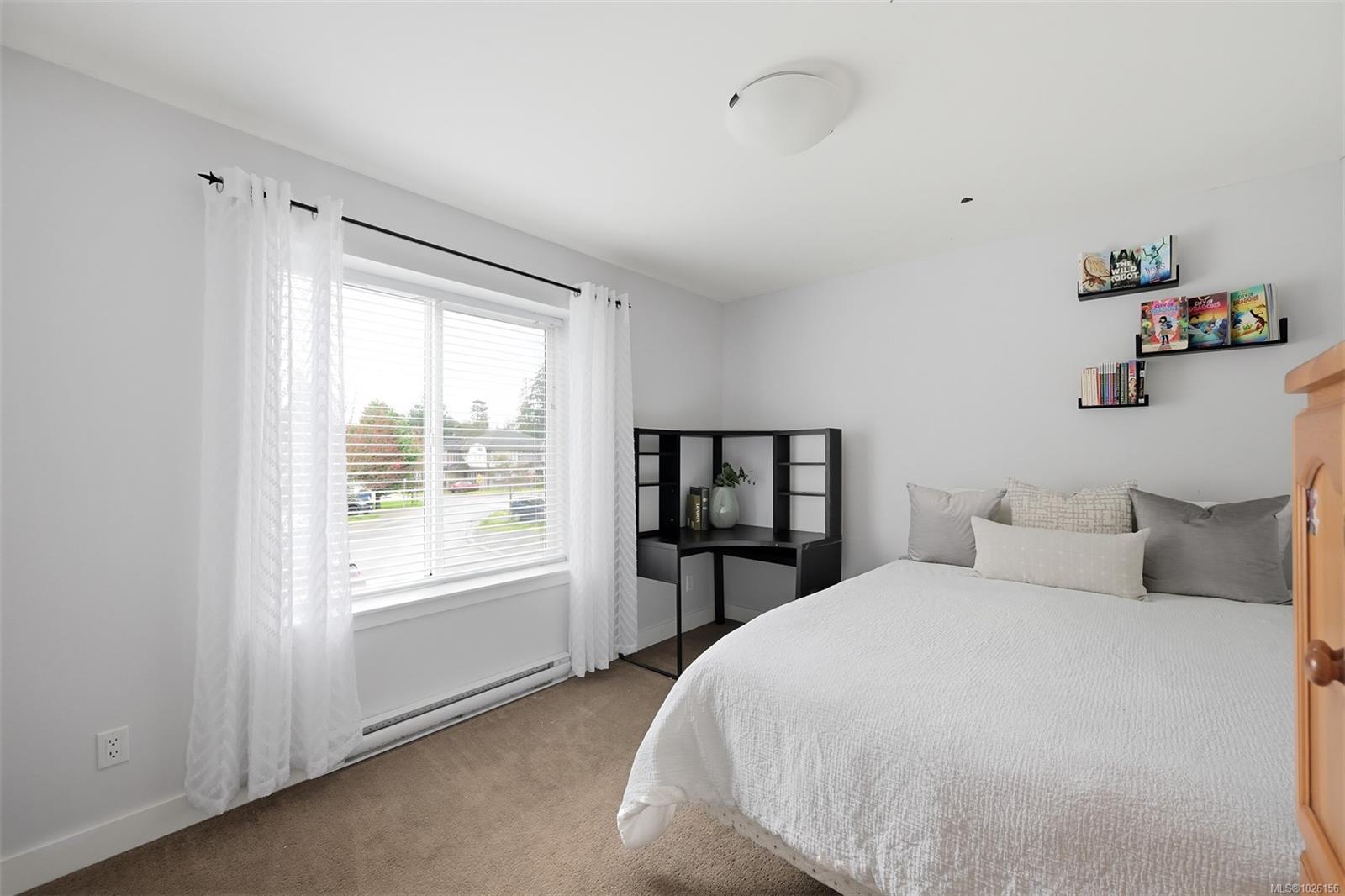 1184 Parkdale Creek Gdns