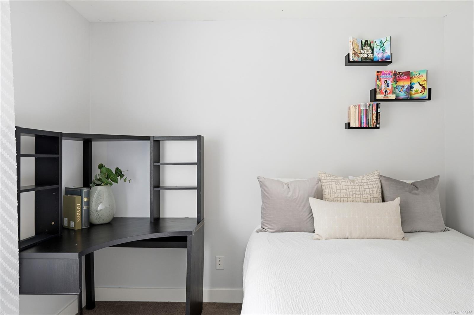 1184 Parkdale Creek Gdns