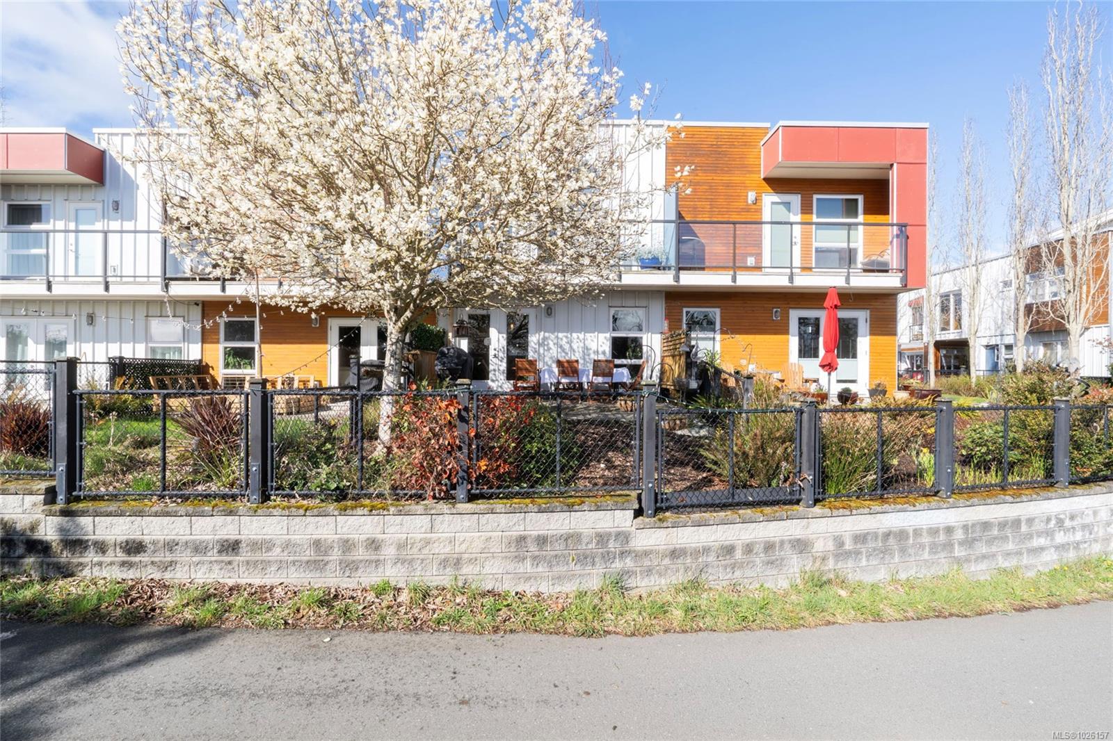 785 Central Spur Rd # 17