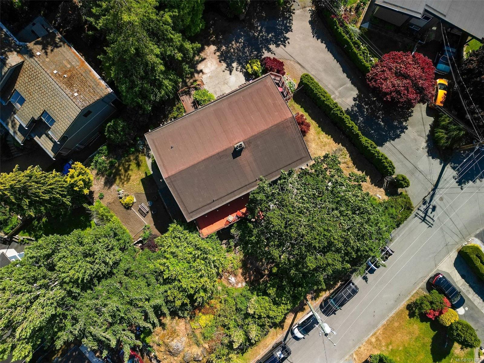 1413 Beatty St