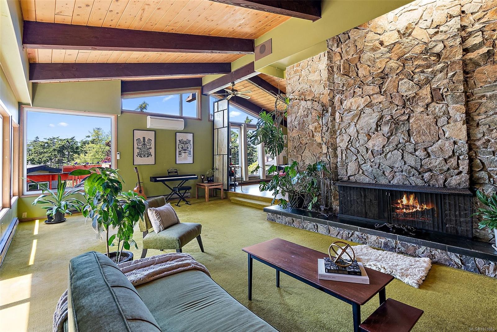 1413 Beatty St
