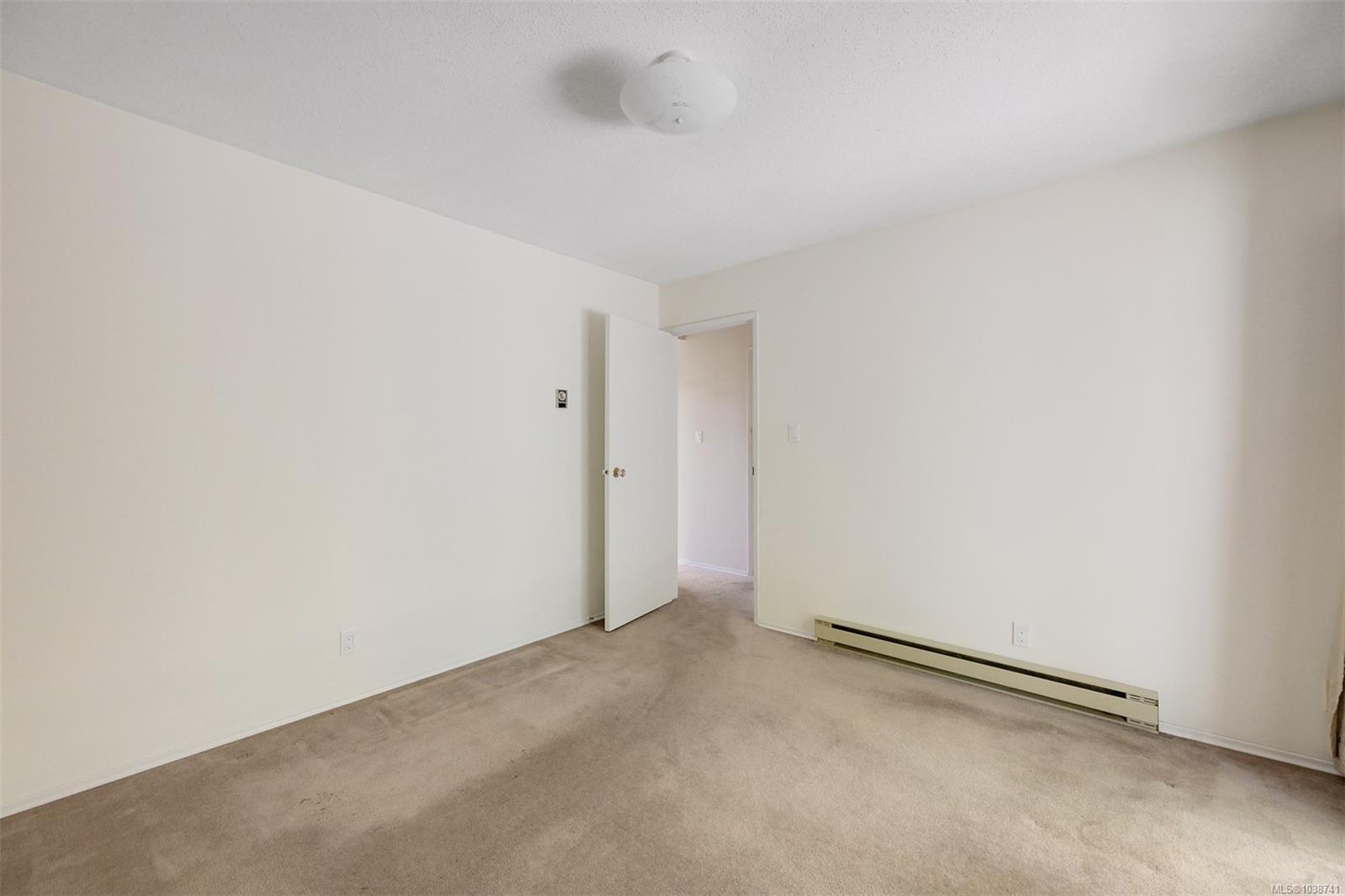 3968 Cedar Hill Rd #15
