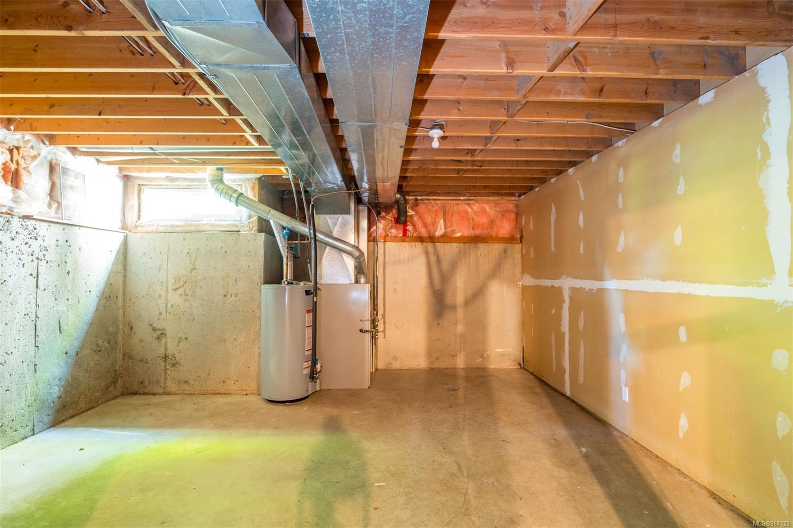 4540 West Saanich Rd Unit: 11