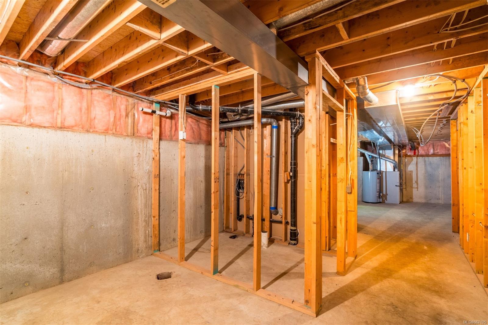 4540 West Saanich Rd Unit: 11