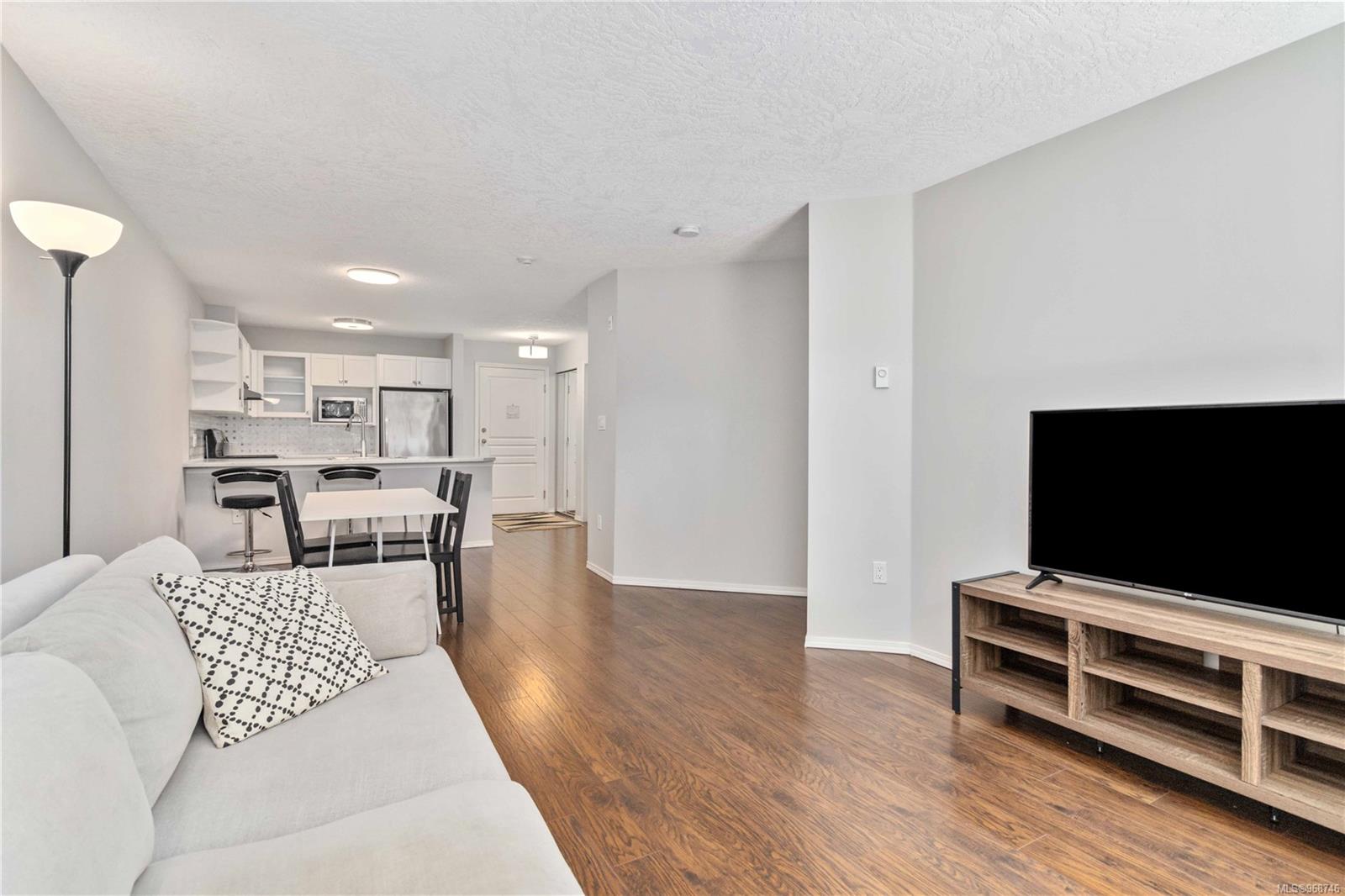 3180 Albina St # 100