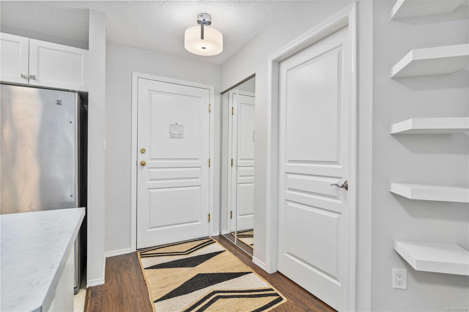 3180 Albina St # 100