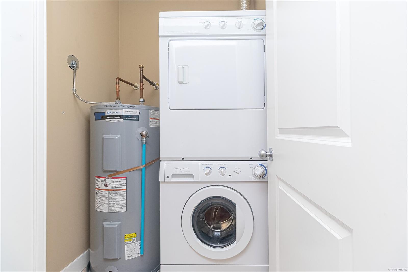 608 Fairway Ave # 303